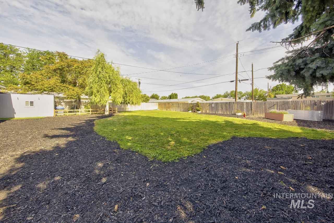 210 W Louisiana Ave, Nampa, Idaho 83686, 3 Bedrooms, 1 Bathroom, Residential For Sale, Price $345,000,MLS 98988867
