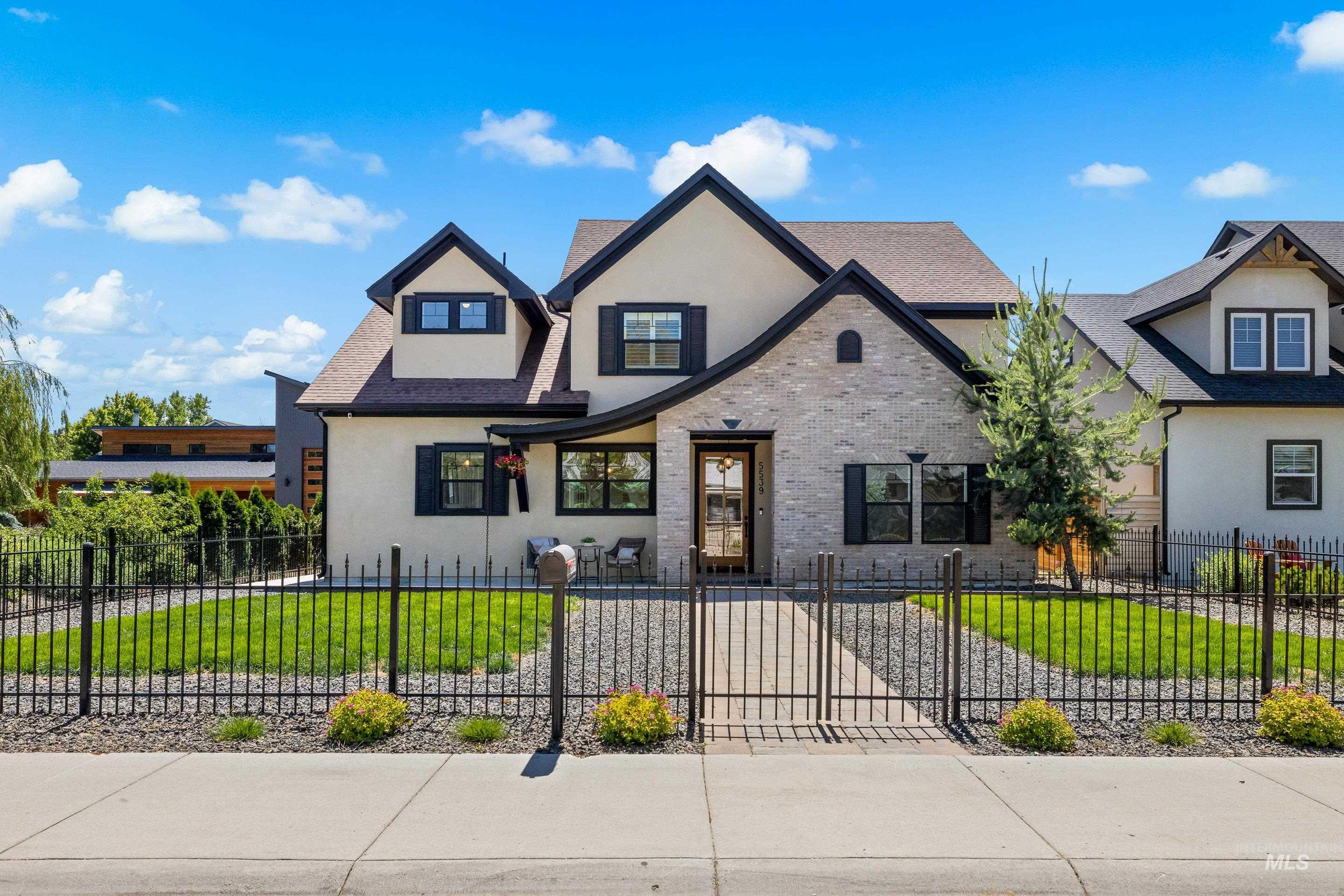 5539 W Spaulding St, Boise, Idaho 83705, 4 Bedrooms, 2.5 Bathrooms, Residential For Sale, Price $695,000,MLS 98988870