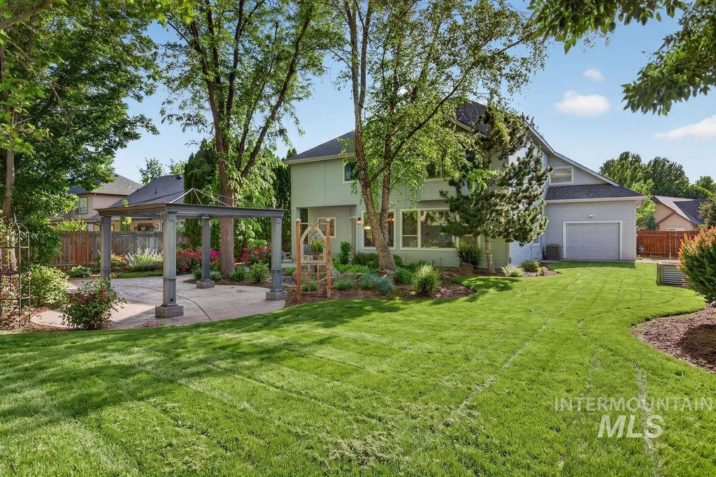 2910 S Mayflower Way, Boise, Idaho 83709, 4 Bedrooms, 3 Bathrooms, Residential For Sale, Price $849,900,MLS 98988872