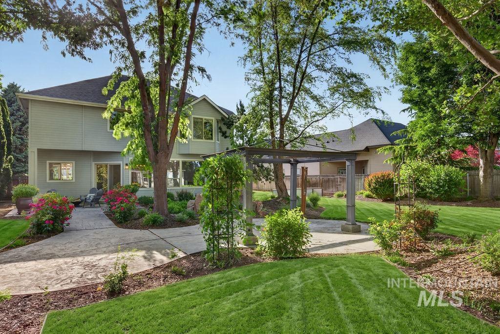 2910 S Mayflower Way, Boise, Idaho 83709, 4 Bedrooms, 3 Bathrooms, Residential For Sale, Price $849,900,MLS 98988872