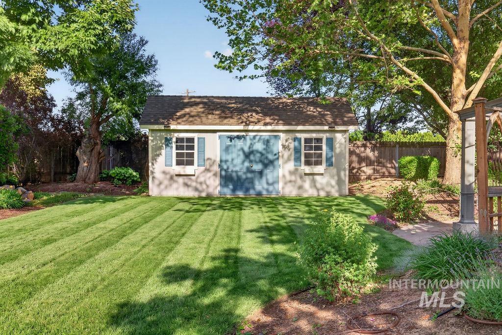 2910 S Mayflower Way, Boise, Idaho 83709, 4 Bedrooms, 3 Bathrooms, Residential For Sale, Price $849,900,MLS 98988872