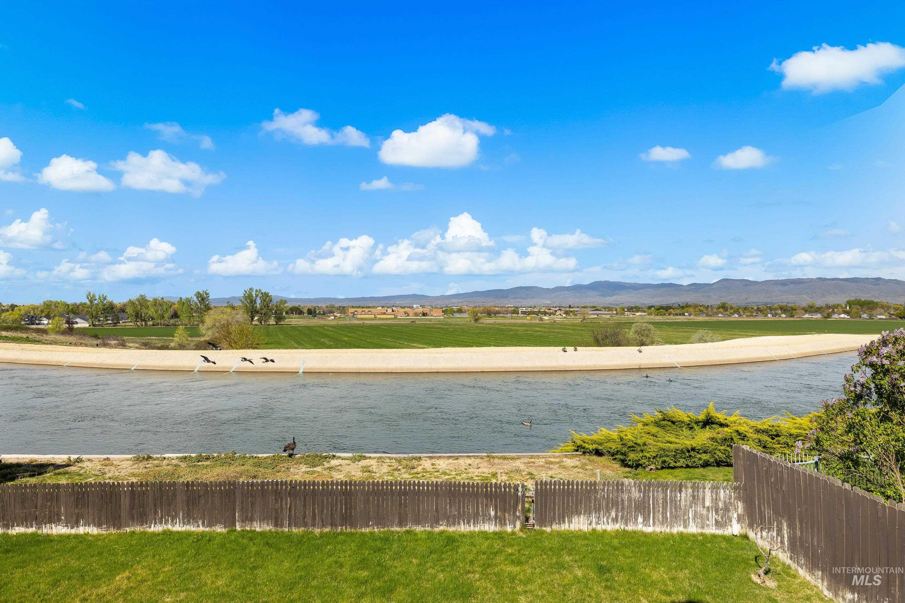 8464 W Thunder Mountain Dr, Boise, Idaho 83709, 5 Bedrooms, 3 Bathrooms, Residential For Sale, Price $1,150,000,MLS 98988879