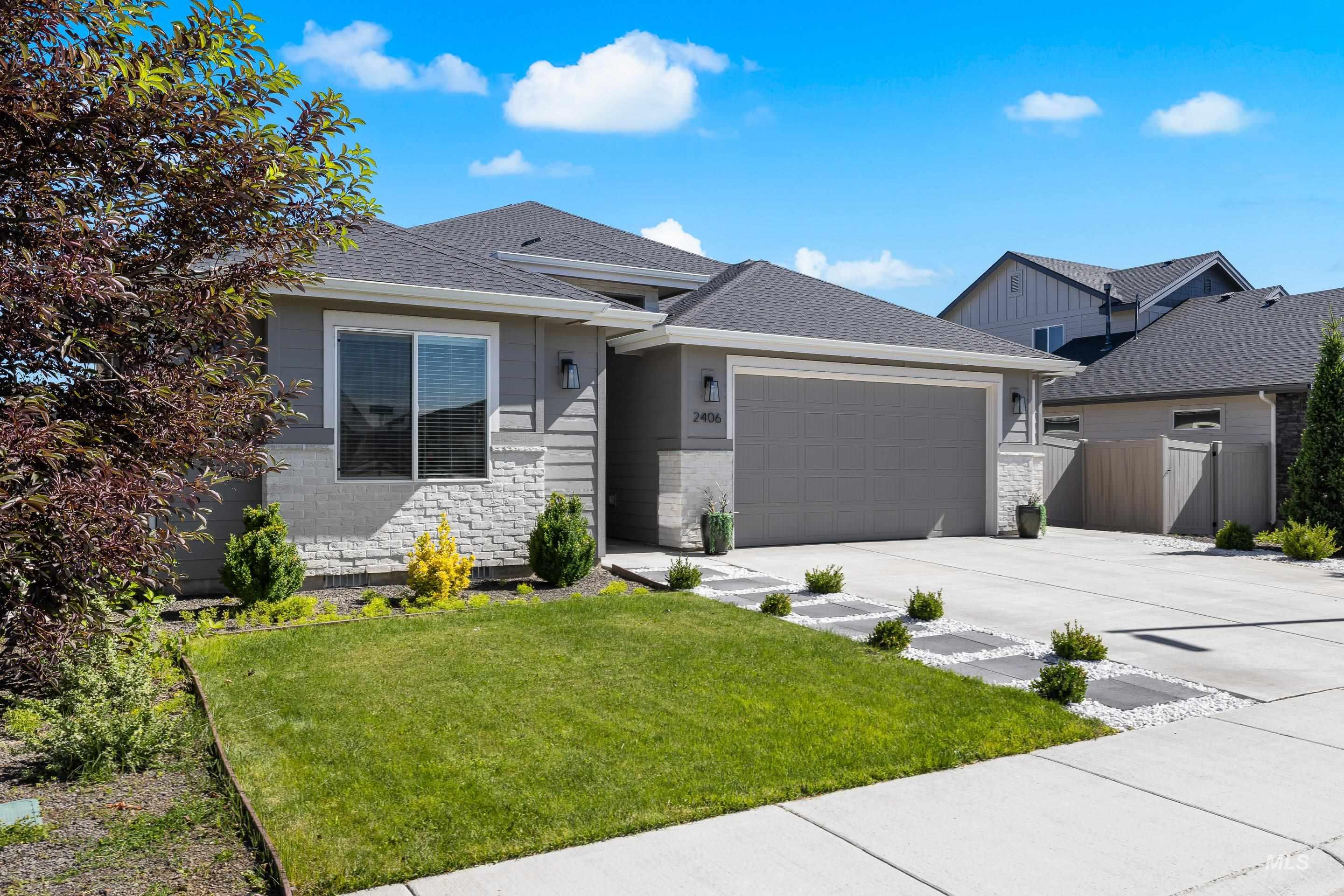 2406 W Herron Ridge Drive, Nampa, Idaho 83686, 3 Bedrooms, 2 Bathrooms, Residential For Sale, Price $514,999,MLS 98988880