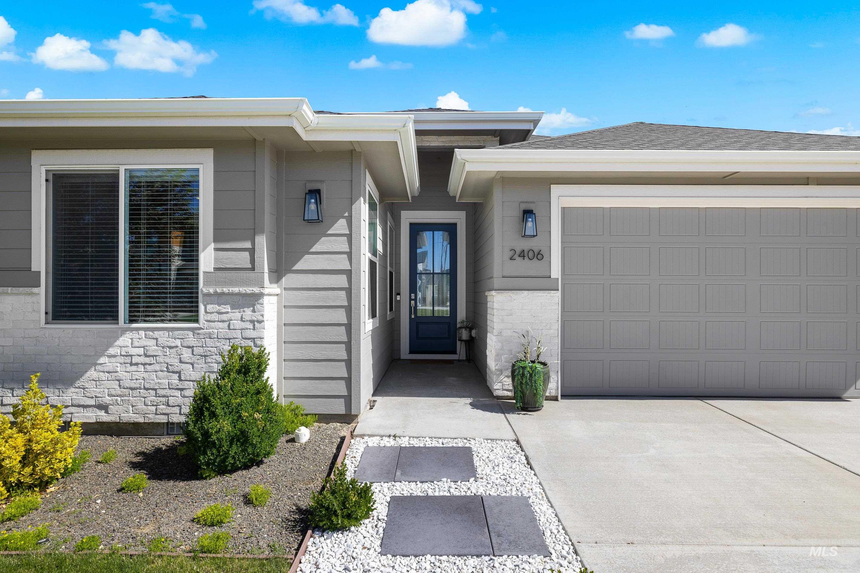 2406 W Herron Ridge Drive, Nampa, Idaho 83686, 3 Bedrooms, 2 Bathrooms, Residential For Sale, Price $514,999,MLS 98988880