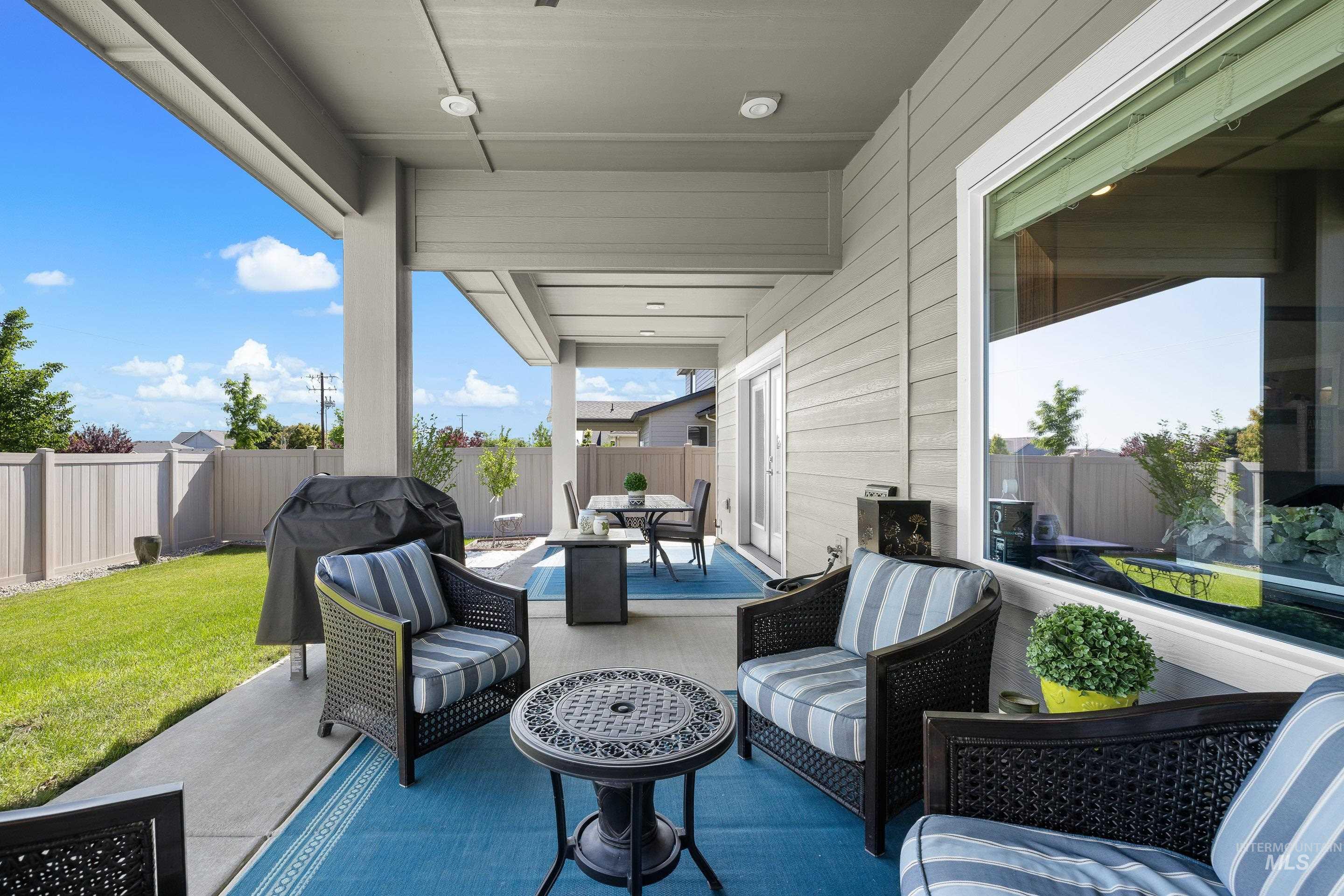 2406 W Herron Ridge Drive, Nampa, Idaho 83686, 3 Bedrooms, 2 Bathrooms, Residential For Sale, Price $514,999,MLS 98988880