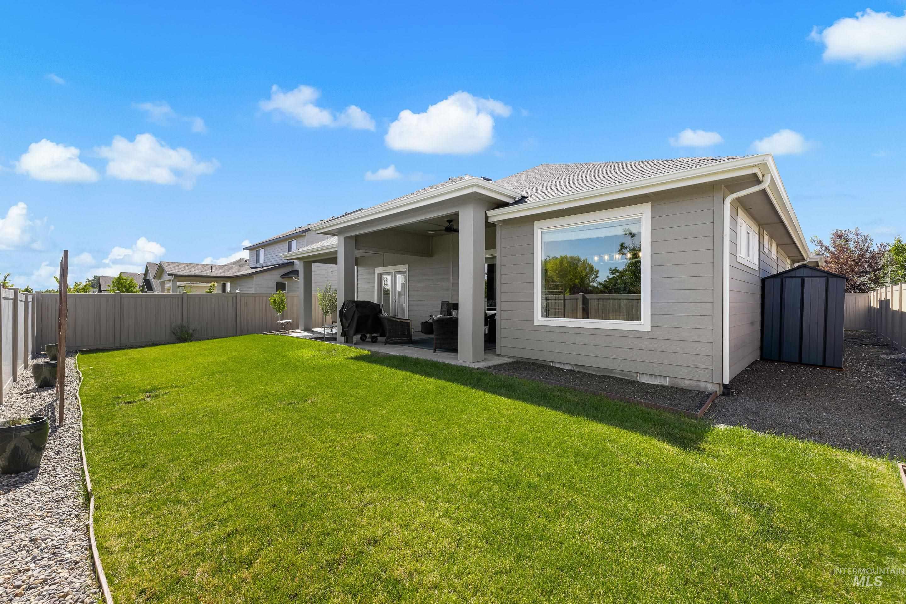 2406 W Herron Ridge Drive, Nampa, Idaho 83686, 3 Bedrooms, 2 Bathrooms, Residential For Sale, Price $514,999,MLS 98988880