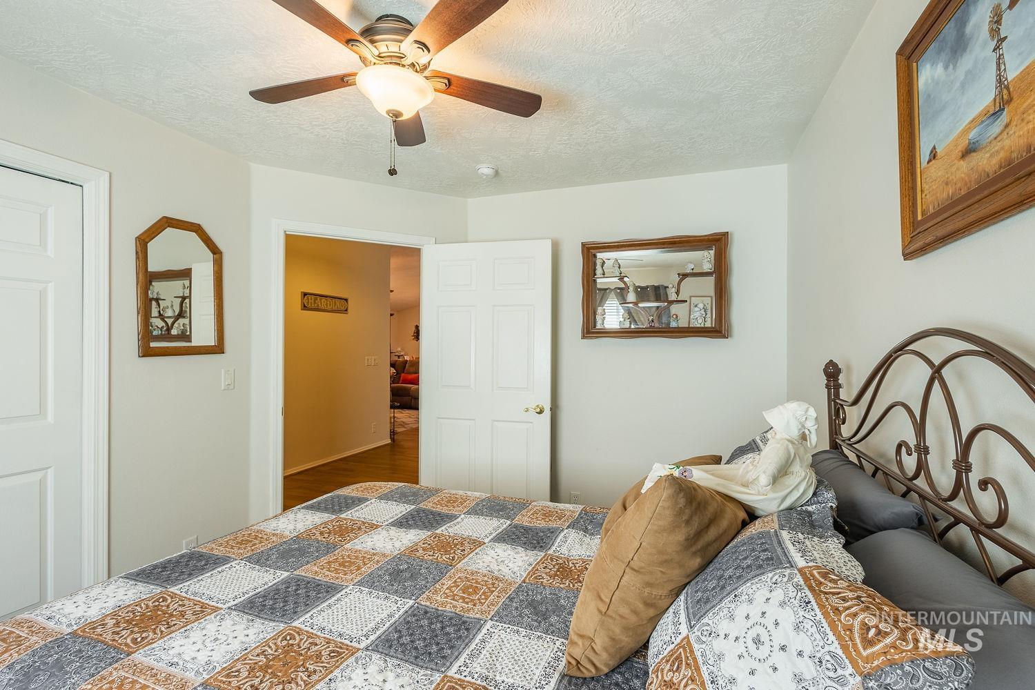 703 N Dover Crt, Nampa, Idaho 83651, 3 Bedrooms, 2 Bathrooms, Residential For Sale, Price $347,000,MLS 98988881