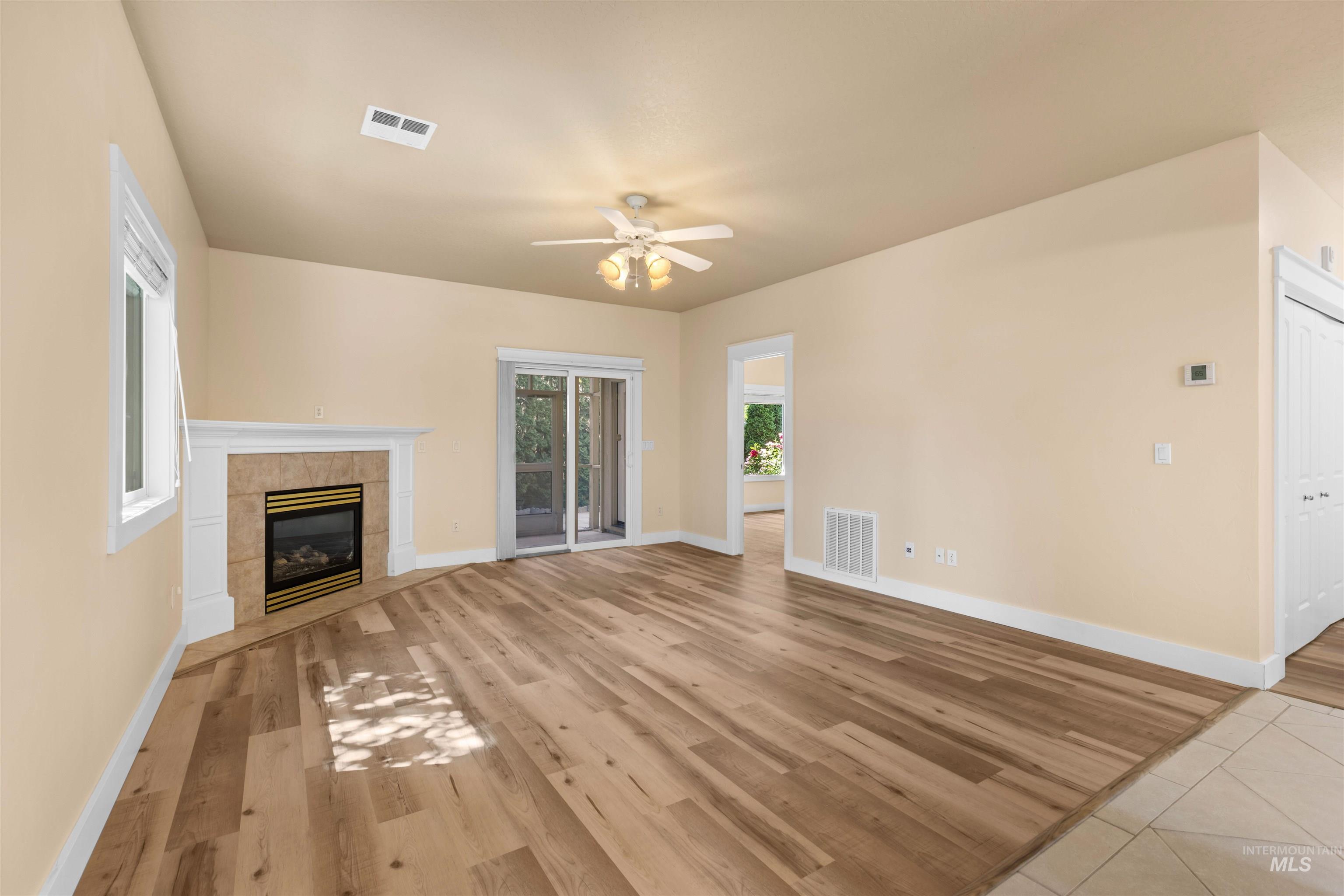 6201 W Geneva Street, Boise, Idaho 83703, 2 Bedrooms, 2 Bathrooms, Residential For Sale, Price $449,000,MLS 98988884