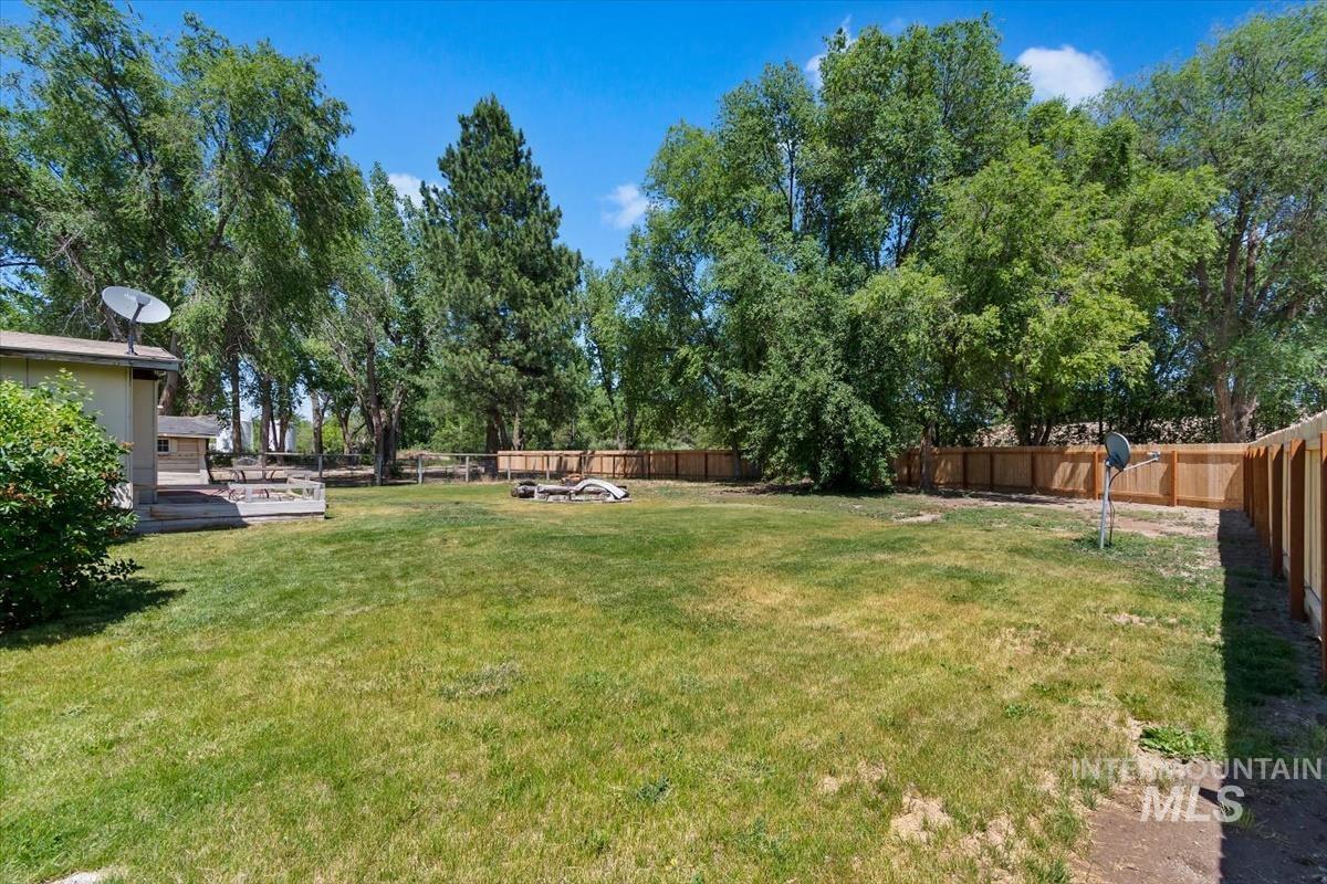 1780 Sand Hollow Rd, Caldwell, Idaho 83607, 3 Bedrooms, 2 Bathrooms, Residential For Sale, Price $325,000, 98988889