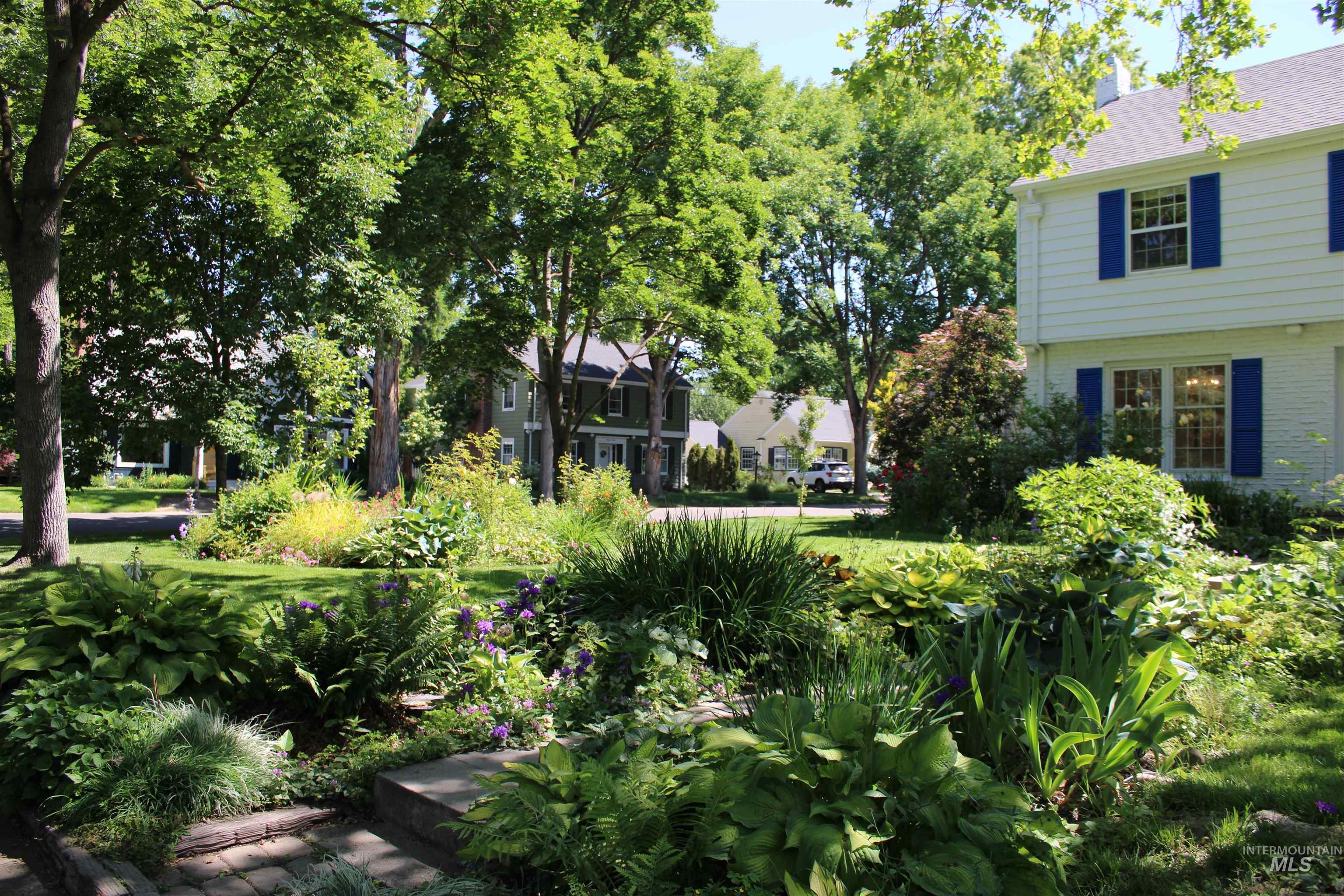 1820 N 21st, Boise, Idaho 83702, 5 Bedrooms, 4.5 Bathrooms, Residential For Sale, Price $1,575,000, 98988890