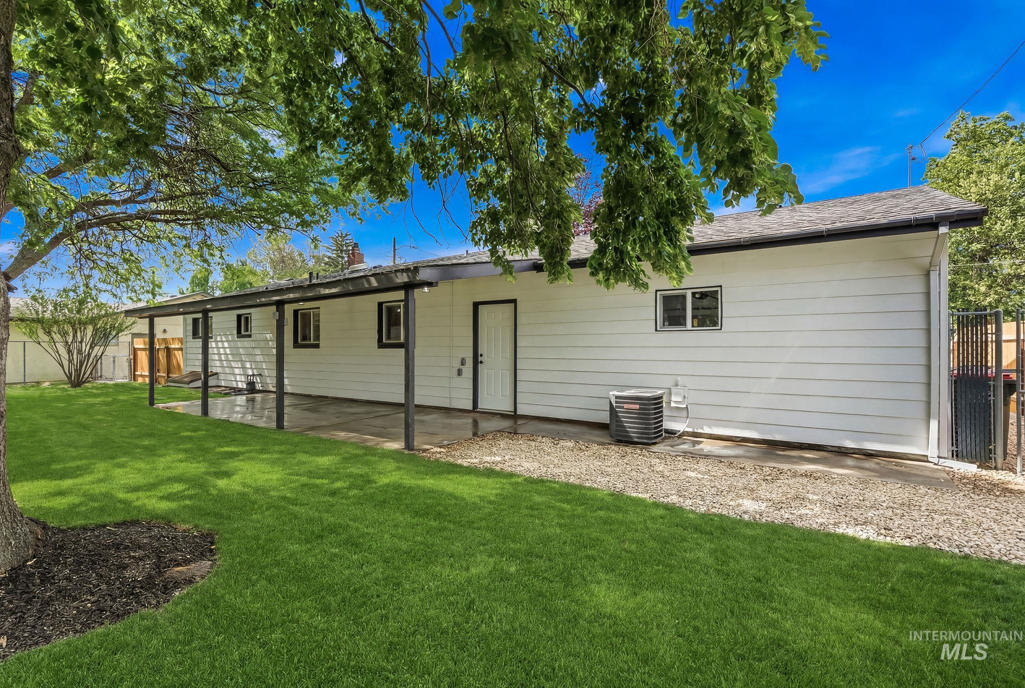 847 W Pine Ave, Meridian, Idaho 83642, 3 Bedrooms, 1 Bathroom, Residential For Sale, Price $375,000, 98988892