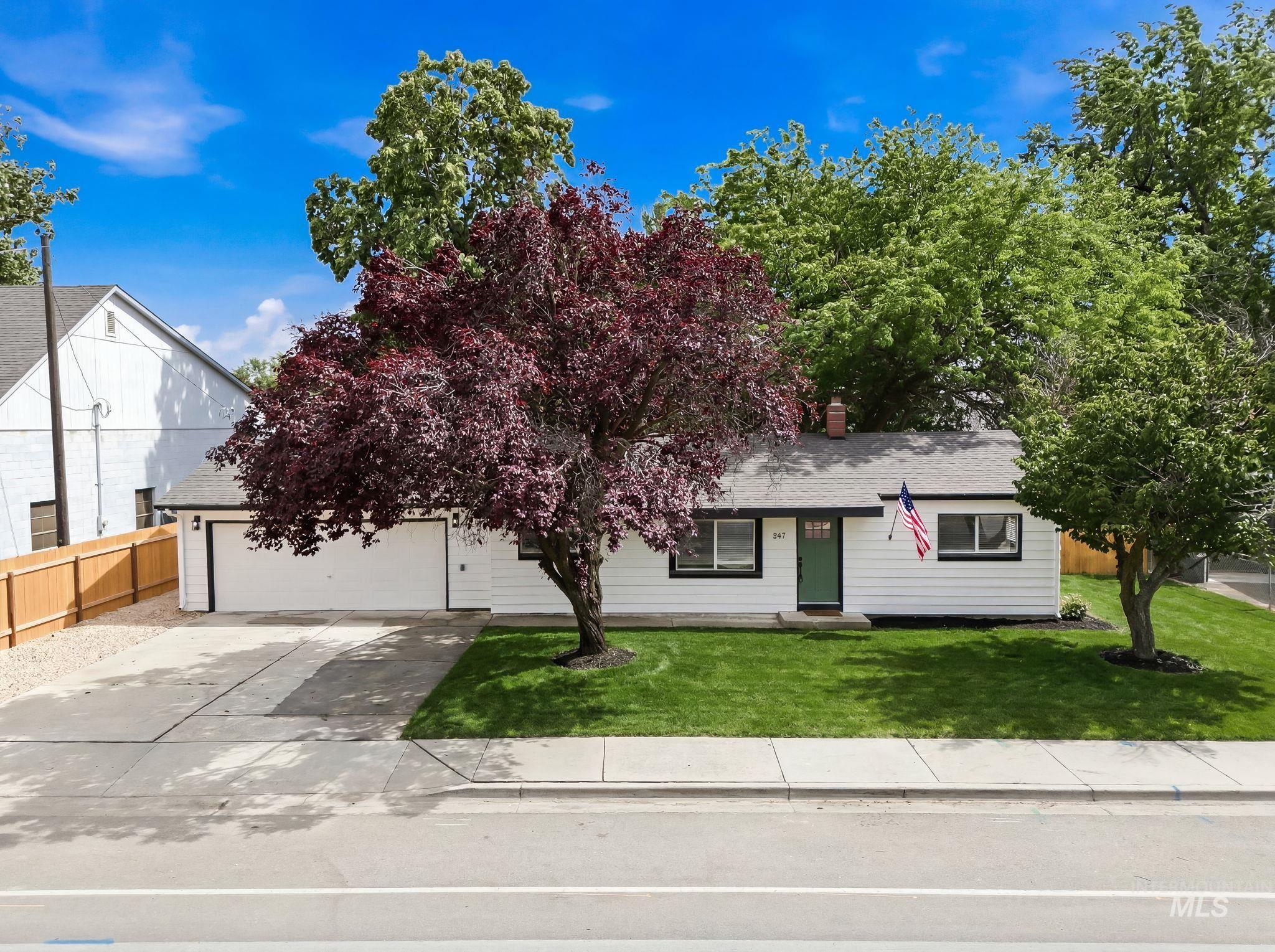 847 W Pine Ave, Meridian, Idaho 83642, 3 Bedrooms, 1 Bathroom, Residential For Sale, Price $375,000, 98988892