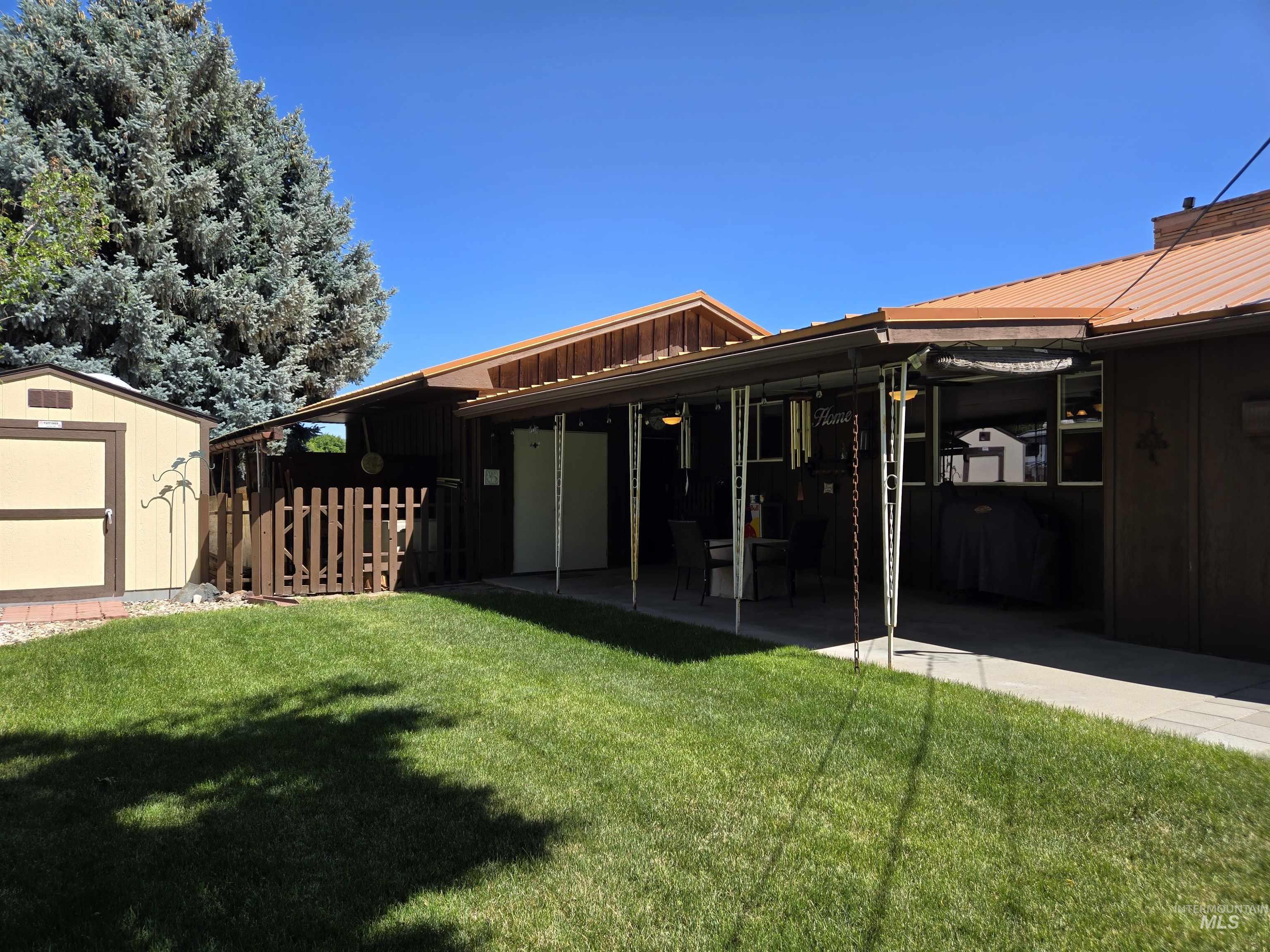 1235 SW 2nd Ave, Ontario, Oregon 97914, 3 Bedrooms, 3 Bathrooms, Residential For Sale, Price $387,500,MLS 98988893