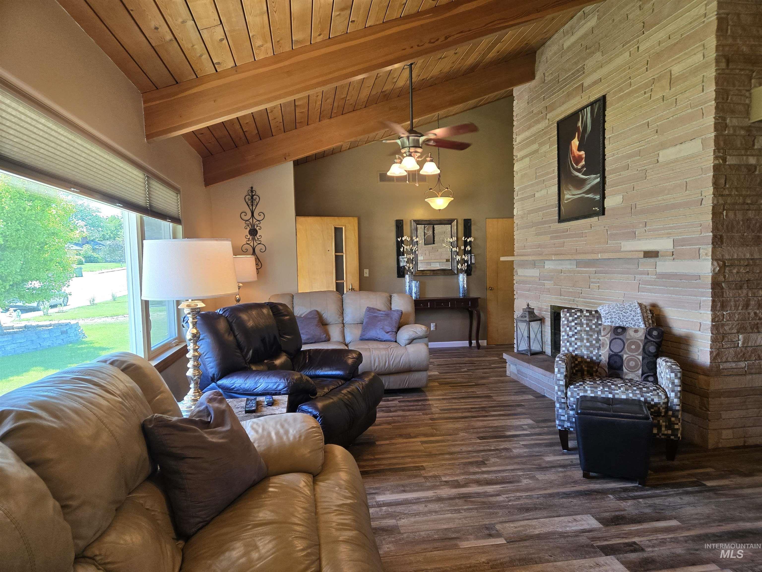 1235 SW 2nd Ave, Ontario, Oregon 97914, 3 Bedrooms, 3 Bathrooms, Residential For Sale, Price $387,500,MLS 98988893