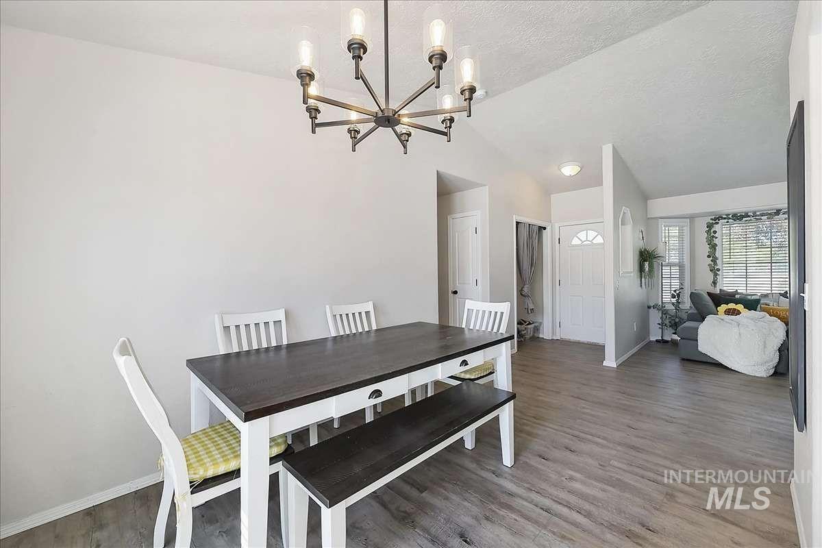 2052 N Citrus, Boise, Idaho 83713, 3 Bedrooms, 2 Bathrooms, Residential For Sale, Price $449,000,MLS 98988905