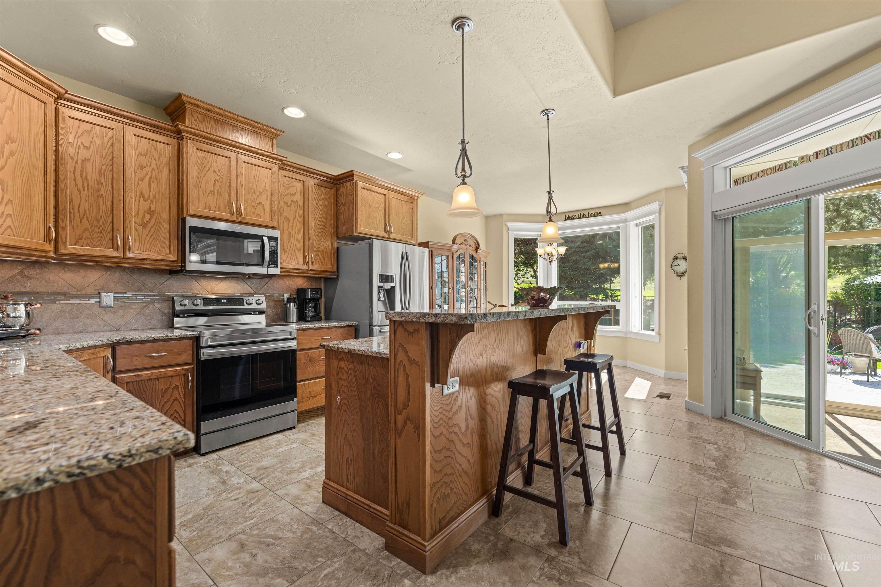 18872 N Streams Edge Pl, Boise, Idaho 83714, 4 Bedrooms, 2.5 Bathrooms, Residential For Sale, Price $699,000,MLS 98988906