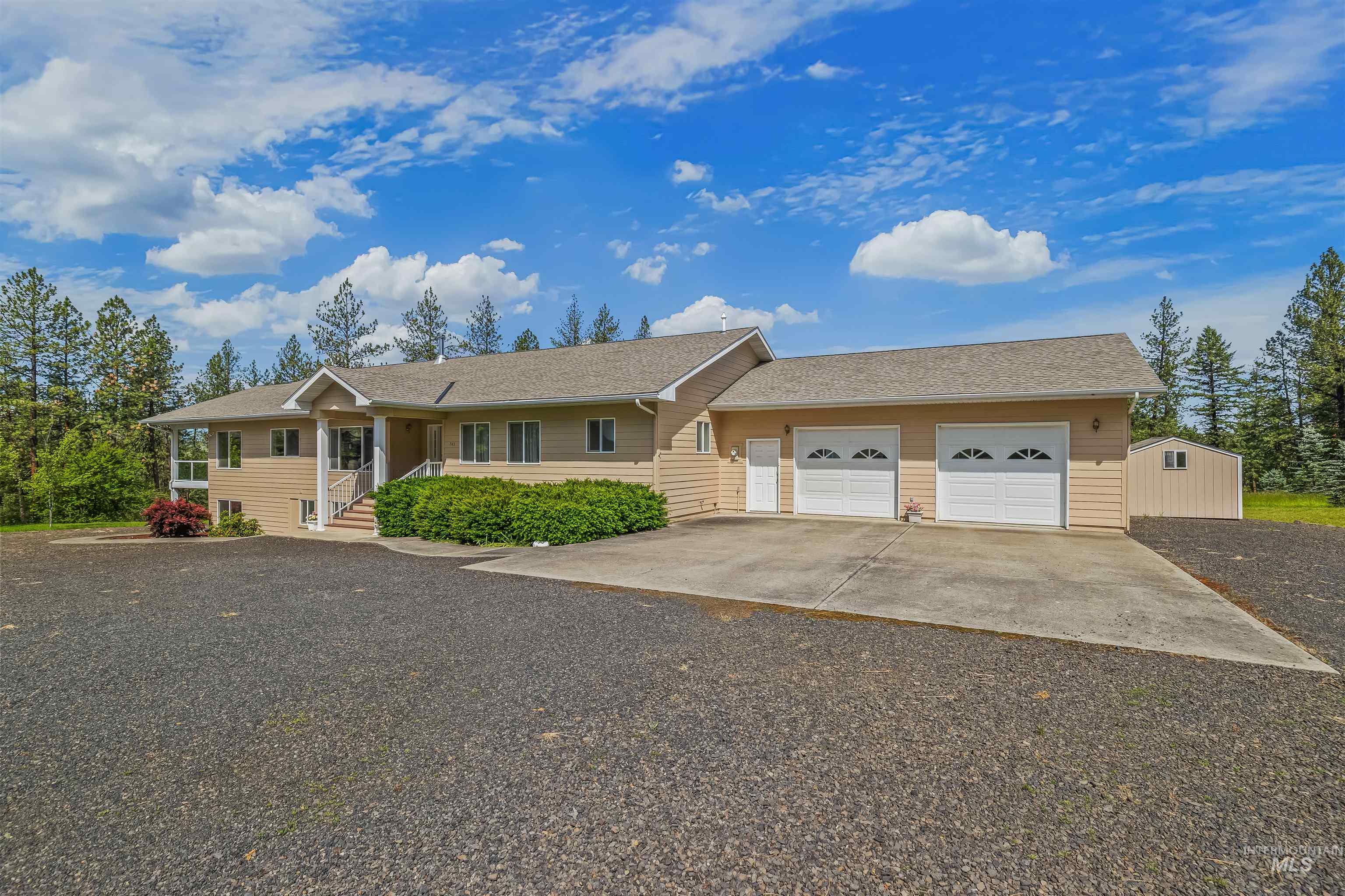 743 Wall Creek, Clearwater, Idaho 83552, 4 Bedrooms, 4.5 Bathrooms, Residential For Sale, Price $850,000,MLS 98988909