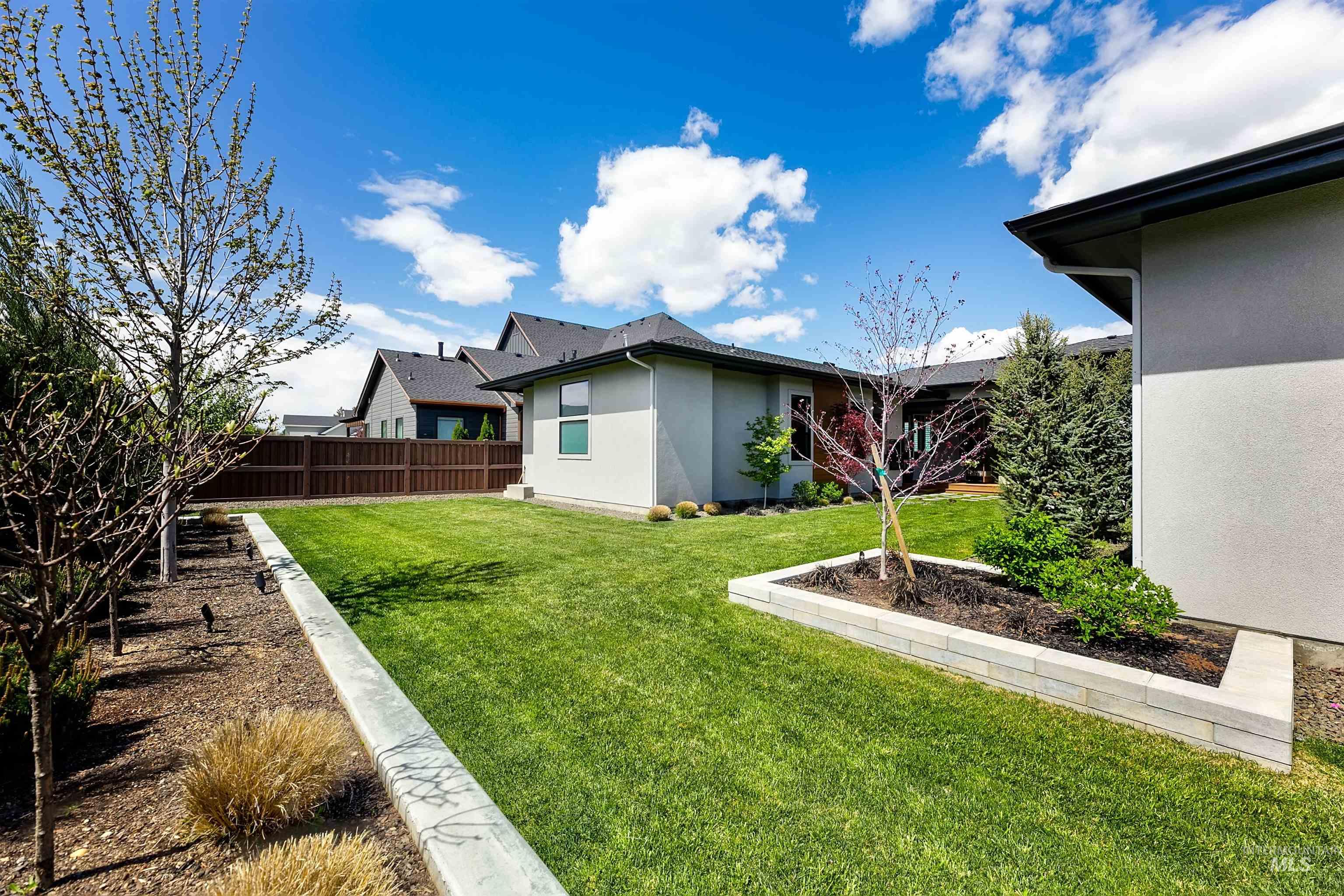 5077 W Oakford Ct, Meridian, Idaho 83646, 4 Bedrooms, 3.5 Bathrooms, Residential For Sale, Price $1,599,900, 98988917