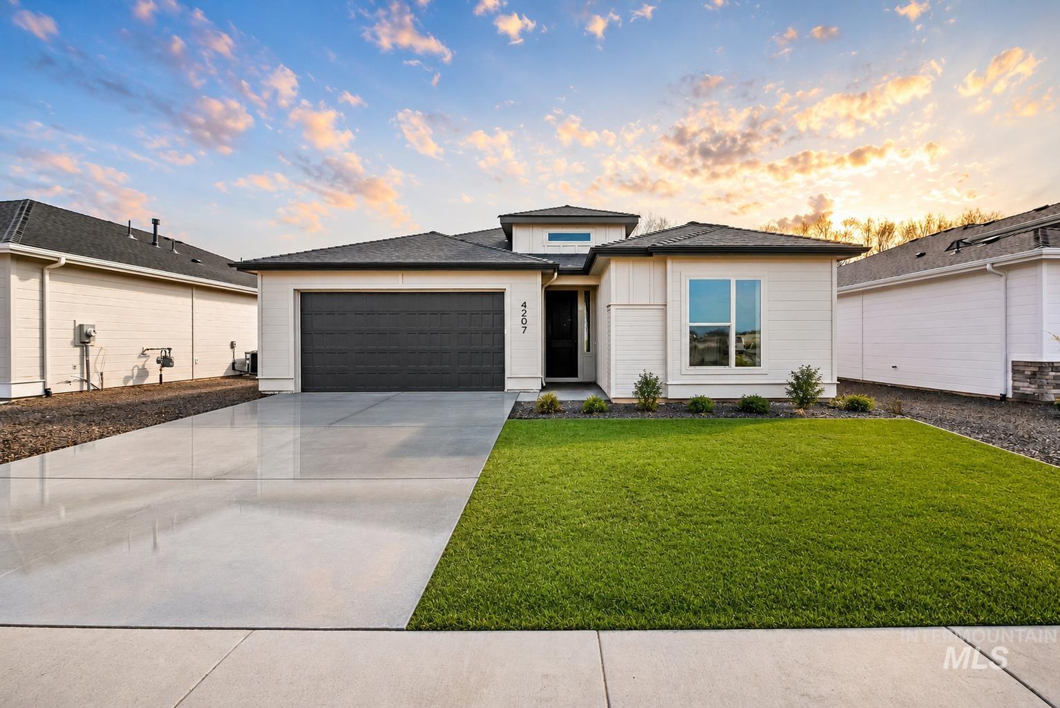 4401 Tropic Way, Caldwell, Idaho 83607, 3 Bedrooms, 2 Bathrooms, Residential For Sale, Price $439,880,MLS 98988929