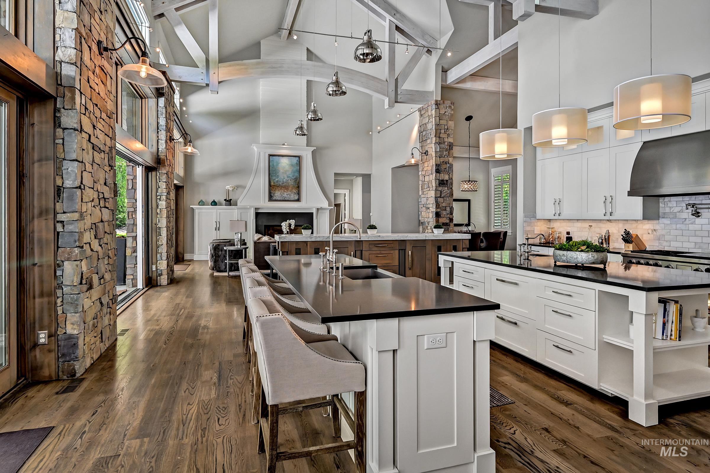 2164 W Holly Mountain Drive, Eagle, Idaho 83616, 4 Bedrooms, 4.5 Bathrooms, Residential For Sale, Price $2,999,000,MLS 98988931