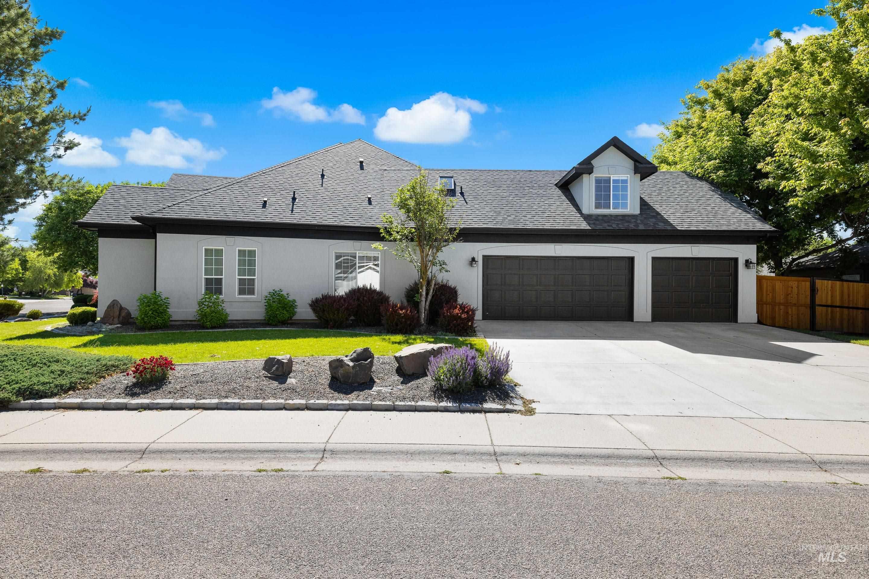 13995 W Battenberg Ct, Boise, Idaho 83713, 4 Bedrooms, 3 Bathrooms, Residential For Sale, Price $699,900, 98988940