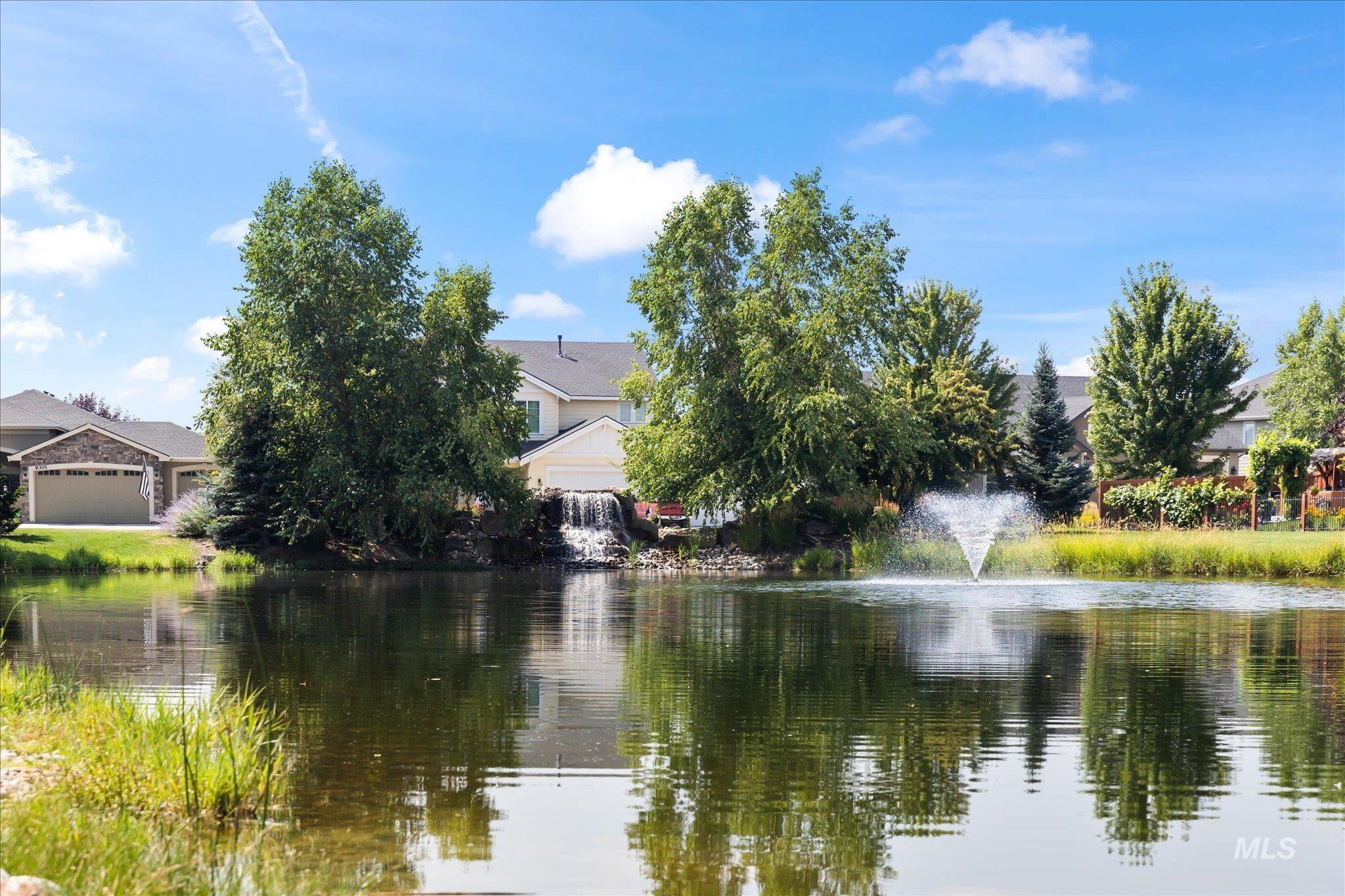145 S Rivermist Ave, Star, Idaho 83669, 4 Bedrooms, 2.5 Bathrooms, Residential For Sale, Price $1,056,000,MLS 98988941