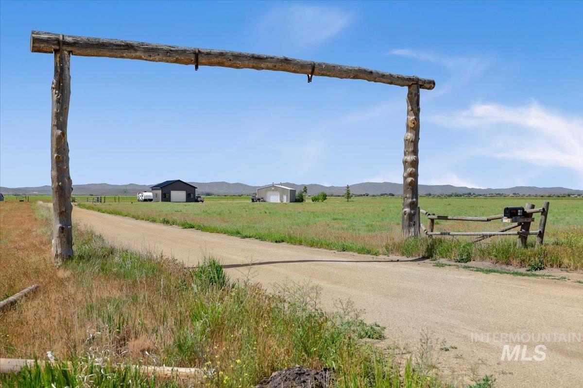 161 E 200 N, Fairfield, Idaho 83327, 2 Bedrooms, 1 Bathroom, Residential For Sale, Price $449,000,MLS 98988944
