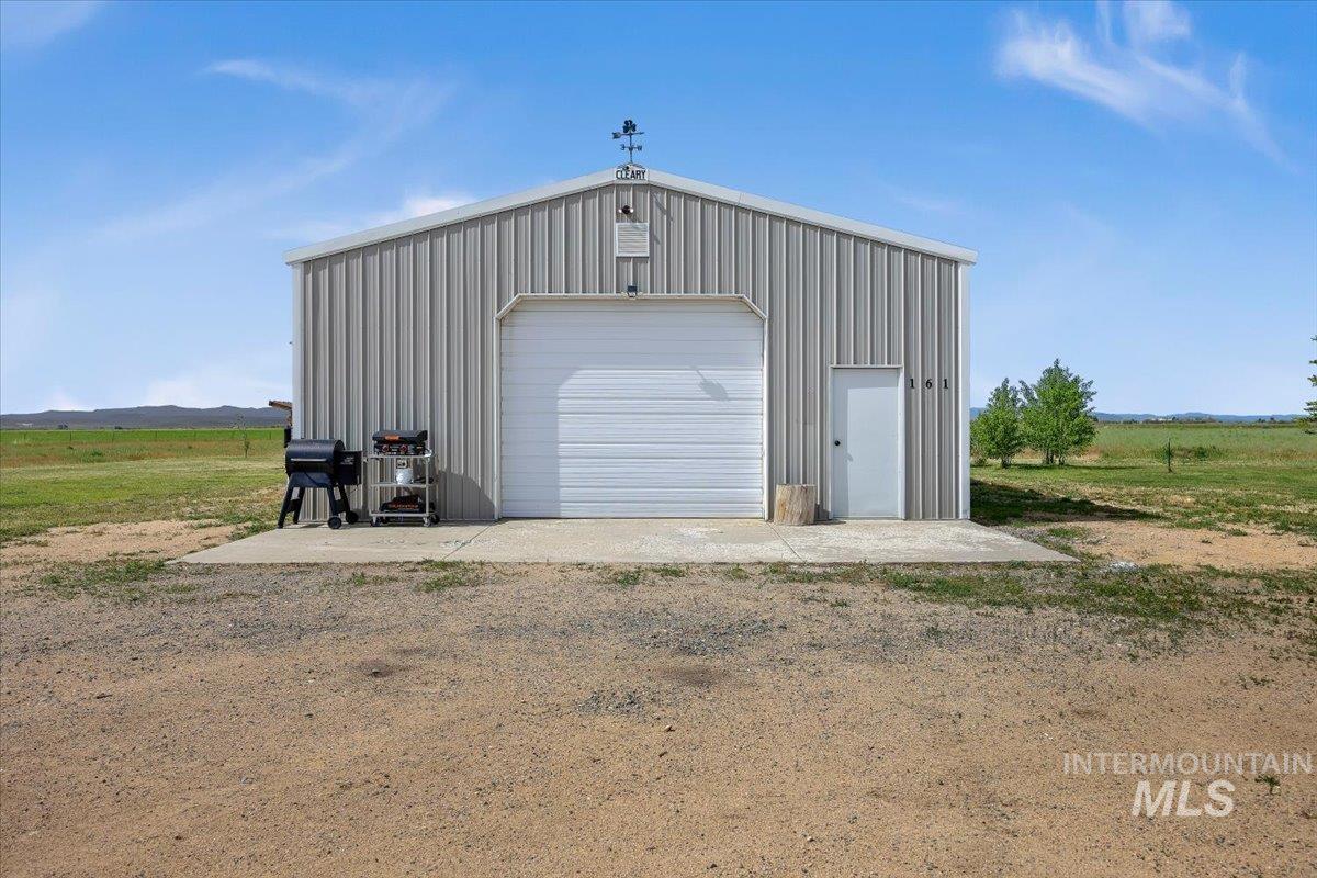 161 E 200 N, Fairfield, Idaho 83327, 2 Bedrooms, 1 Bathroom, Residential For Sale, Price $449,000,MLS 98988944