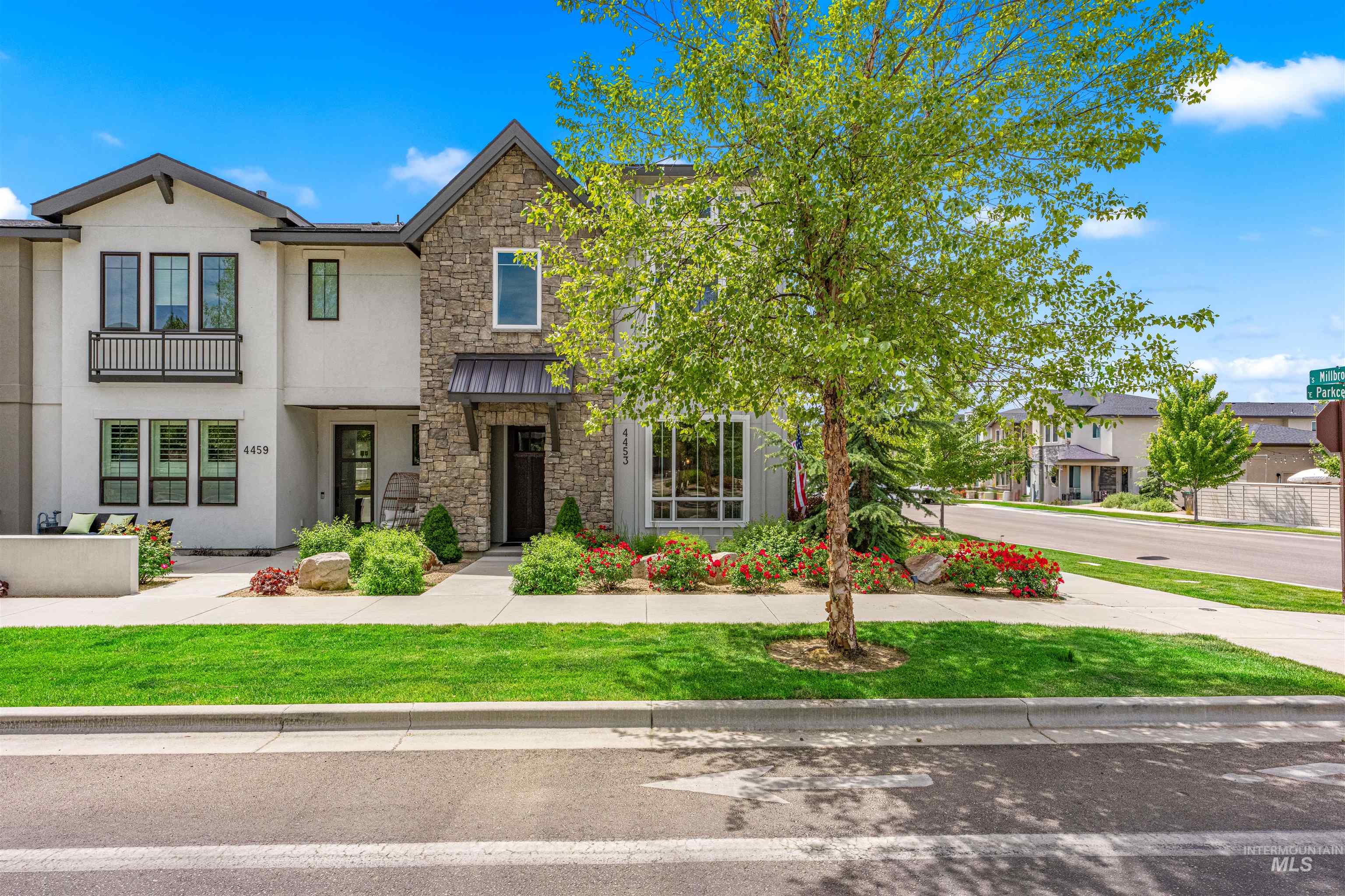 4453 E Parkcenter Blvd, Boise, Idaho 83716, 3 Bedrooms, 2.5 Bathrooms, Residential For Sale, Price $710,000, 98988945