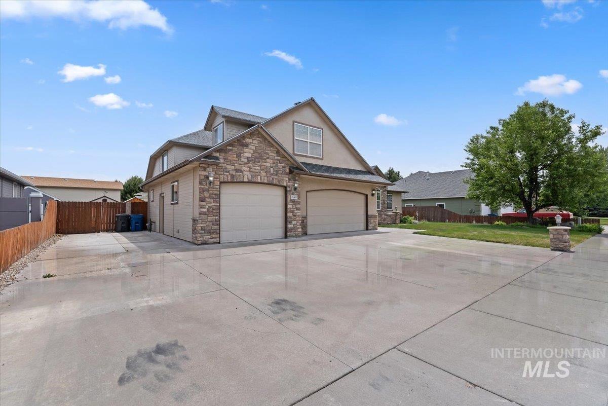 2164 NE Onati Ave, Mountain Home, Idaho 83647, 4 Bedrooms, 3.5 Bathrooms, Residential For Sale, Price $679,900, 98988949
