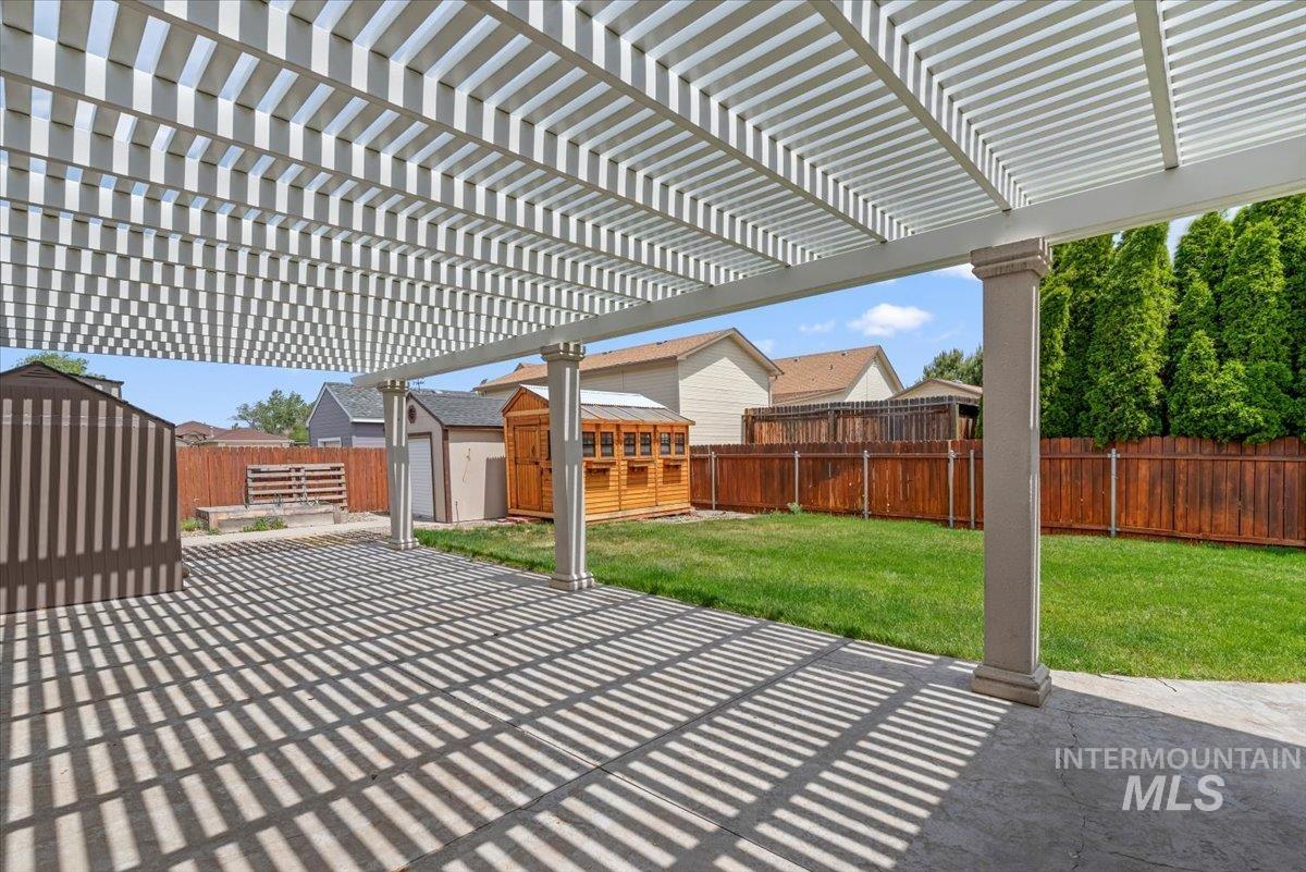 2164 NE Onati Ave, Mountain Home, Idaho 83647, 4 Bedrooms, 3.5 Bathrooms, Residential For Sale, Price $679,900, 98988949