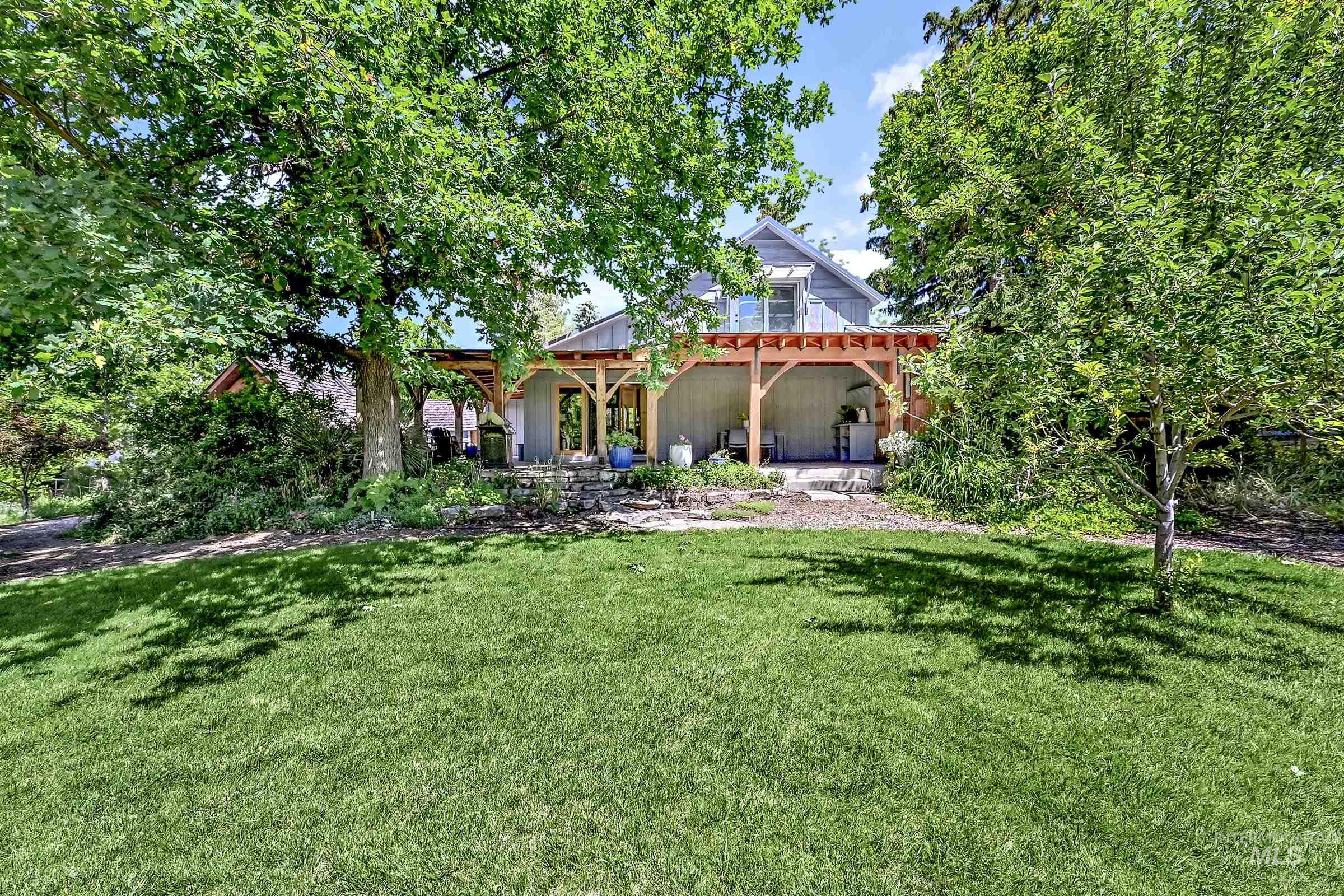5205 W Hill Rd, Boise, Idaho 83703-3524, 3 Bedrooms, 2 Bathrooms, Residential For Sale, Price $965,500, 98988954
