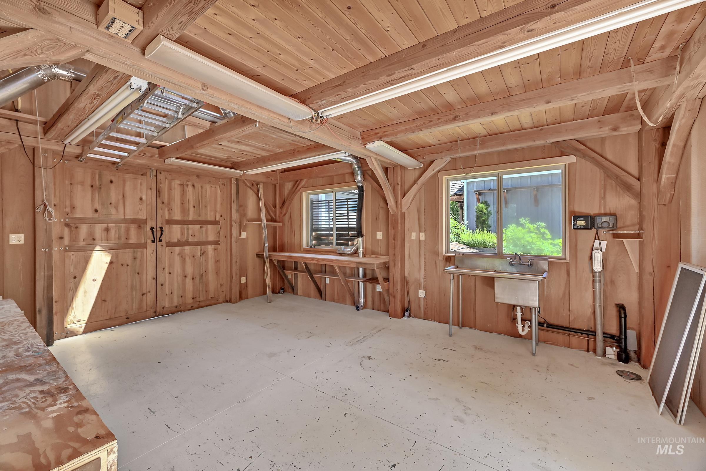 5205 W Hill Rd, Boise, Idaho 83703-3524, 3 Bedrooms, 2 Bathrooms, Residential For Sale, Price $965,500, 98988954