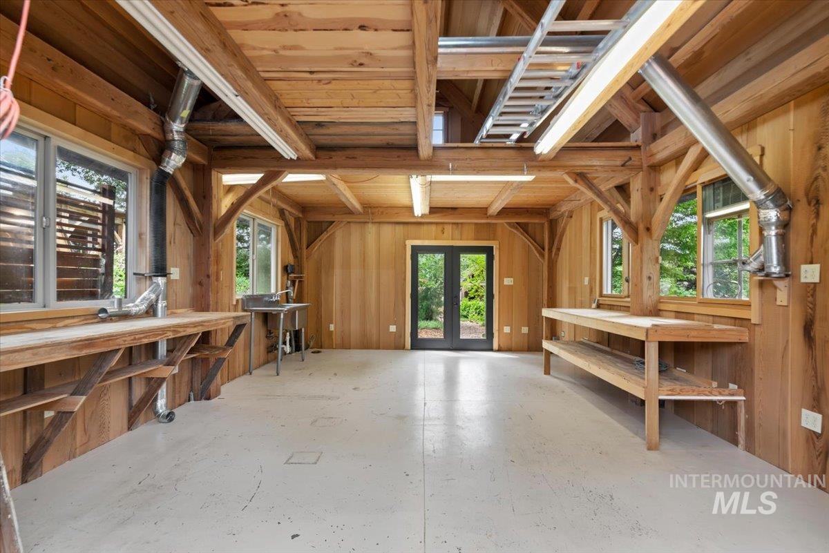 5205 W Hill Rd, Boise, Idaho 83703-3524, 3 Bedrooms, 2 Bathrooms, Residential For Sale, Price $965,500, 98988954