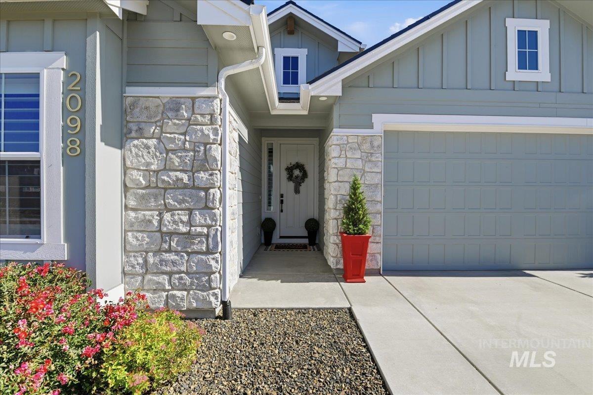 2098 E Wythe Creek St, Kuna, Idaho 83634-1020, 3 Bedrooms, 2 Bathrooms, Residential For Sale, Price $539,000, 98988957