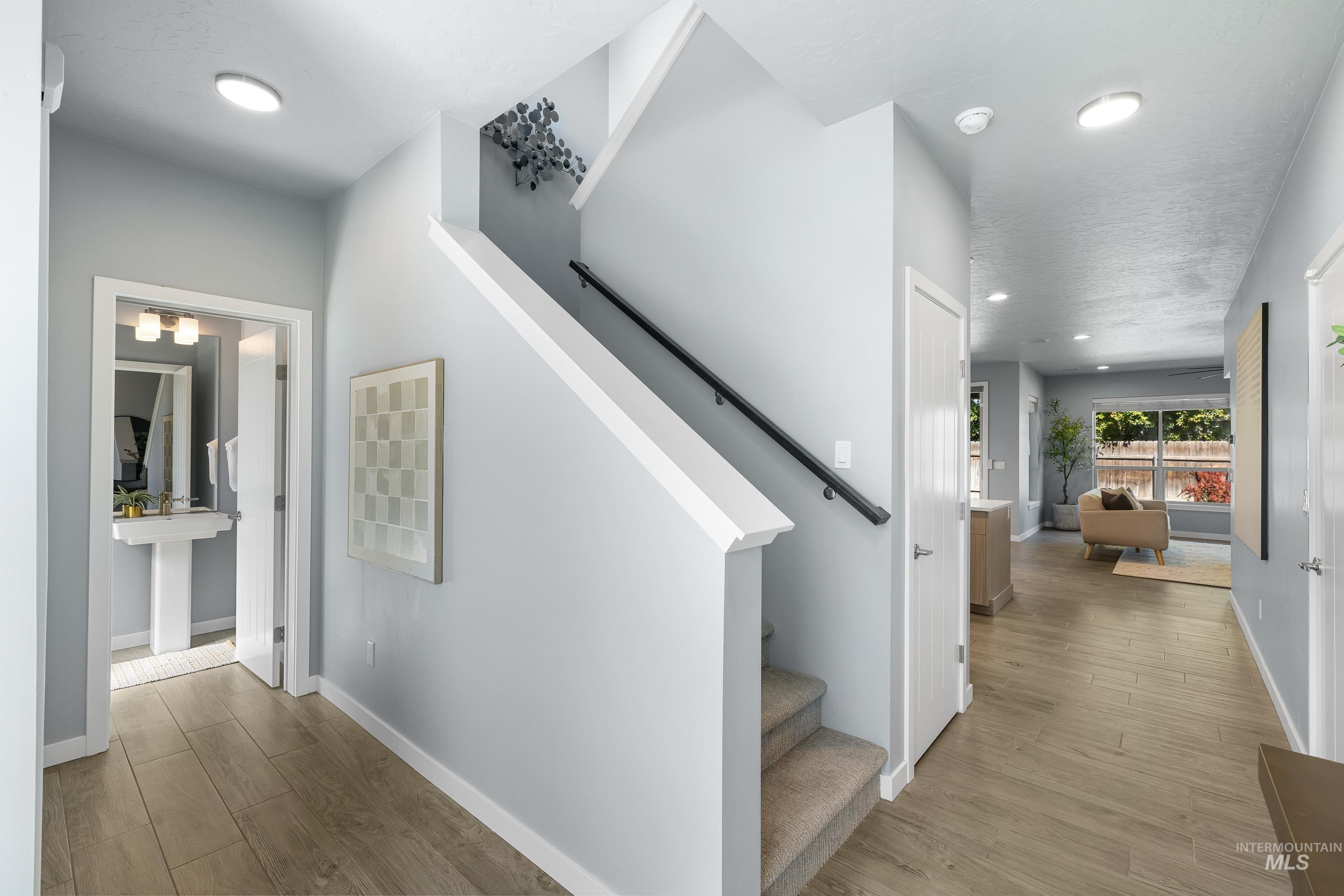 3164 S Annett, Boise, Idaho 83705, 3 Bedrooms, 2.5 Bathrooms, Residential For Sale, Price $594,900, 98988958