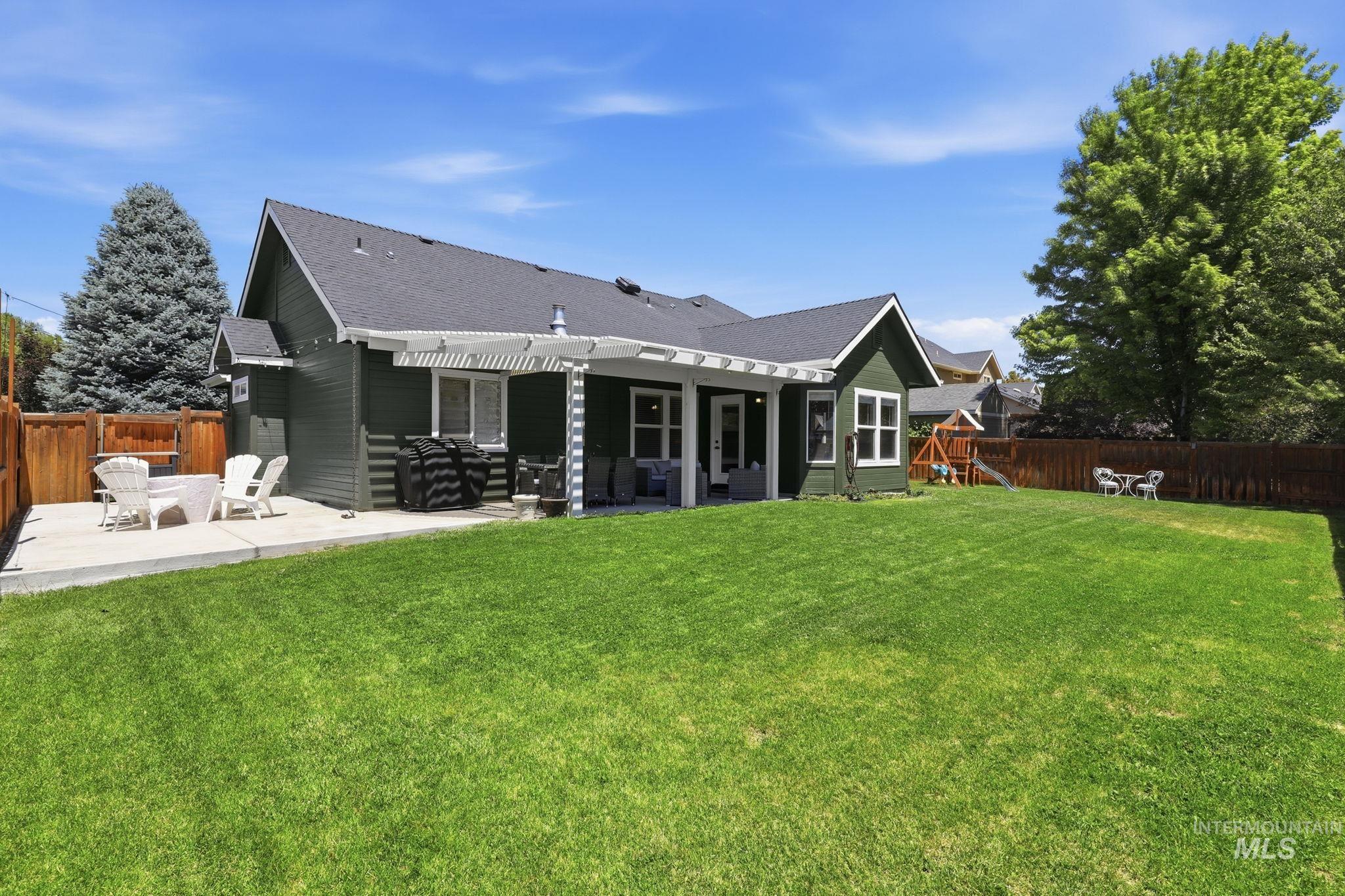 2157 W Ditch Creek Dr., Meridian, Idaho 83646, 4 Bedrooms, 3 Bathrooms, Residential For Sale, Price $625,000, 98988959