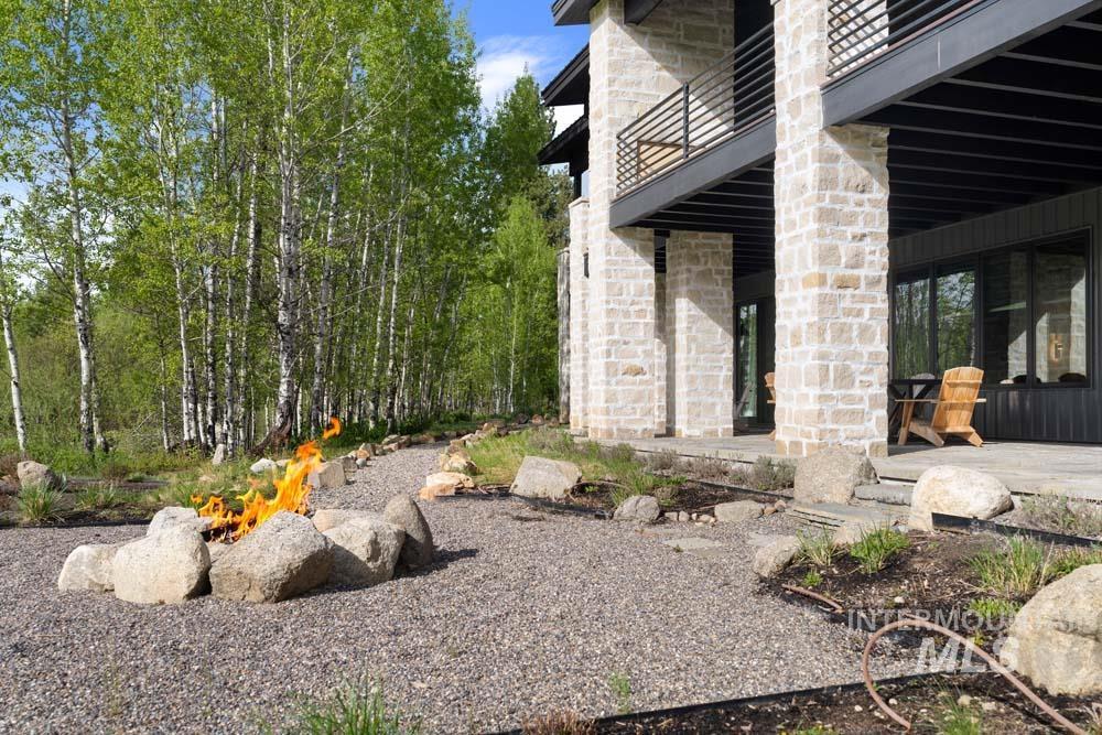 354 Whitetail Drive, McCall, Idaho 83638, 5 Bedrooms, 5 Bathrooms, Residential For Sale, Price $3,999,000, 98988978
