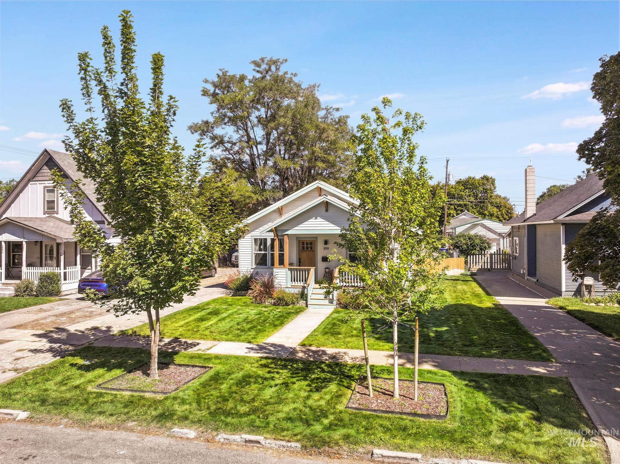 252 7th Ave N, Twin Falls, Idaho 83301, 2 Bedrooms, 1 Bathroom, Residential For Sale, Price $335,000,MLS 98988990