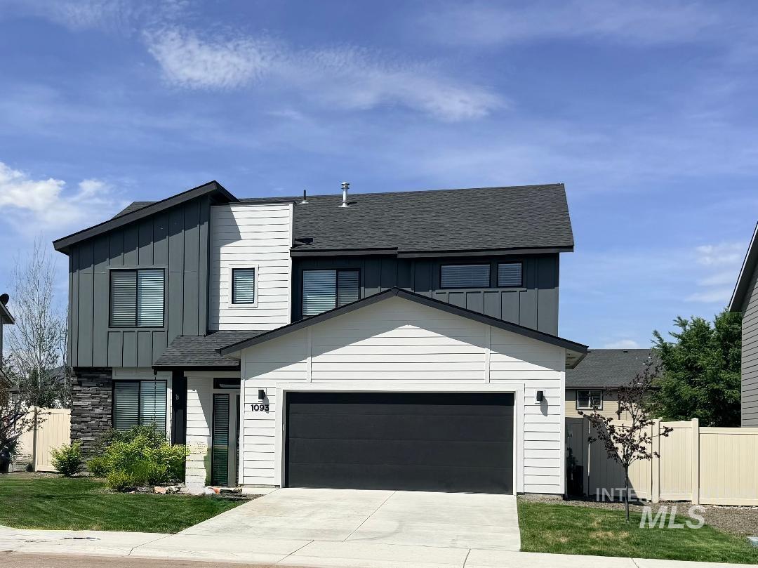 1093 N Bowknot Lake Pl, Star, Idaho 83669, 5 Bedrooms, 2.5 Bathrooms, Residential For Sale, Price $539,000, 98988999