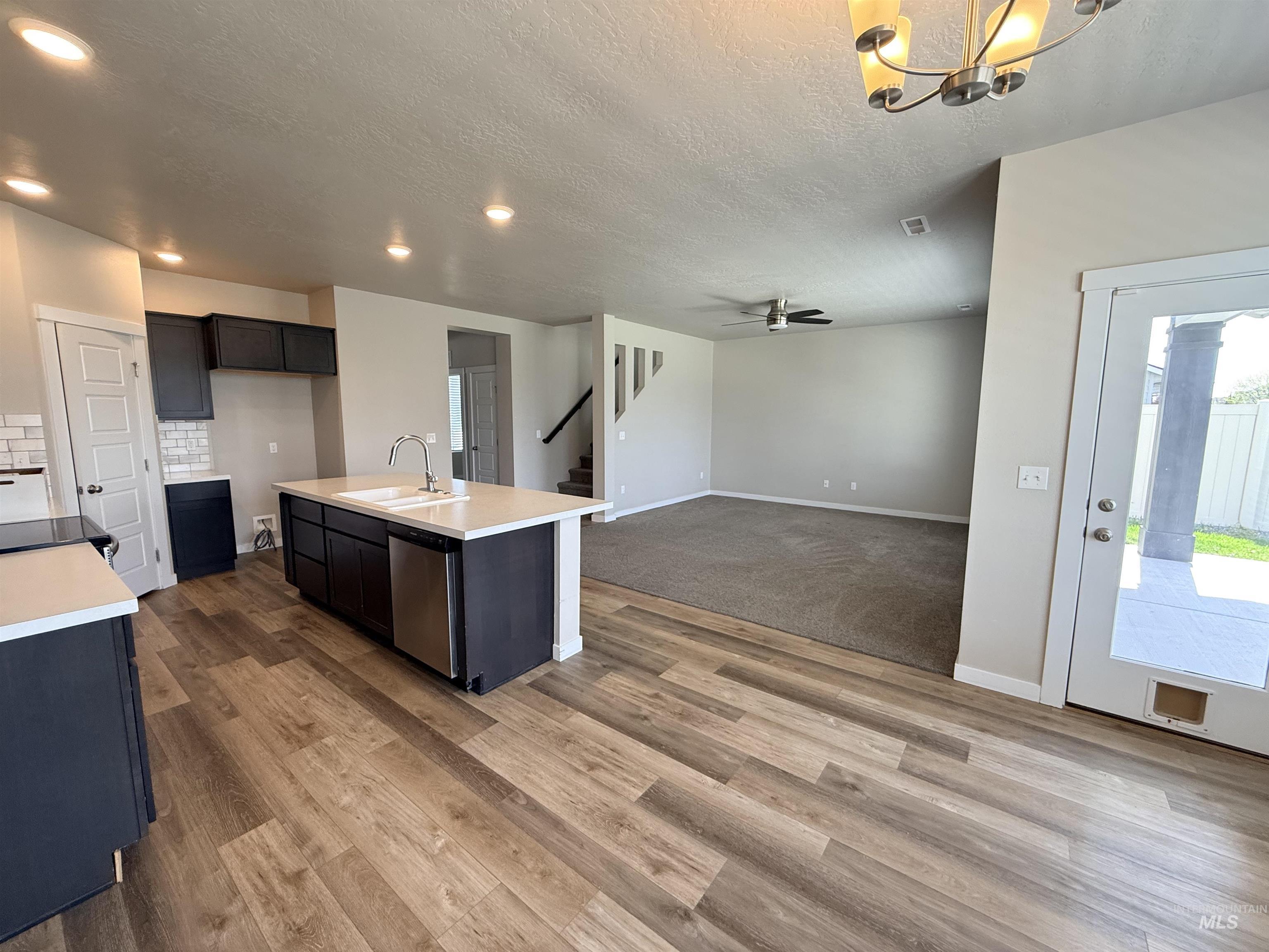 1093 N Bowknot Lake Pl, Star, Idaho 83669, 5 Bedrooms, 2.5 Bathrooms, Residential For Sale, Price $539,000, 98988999