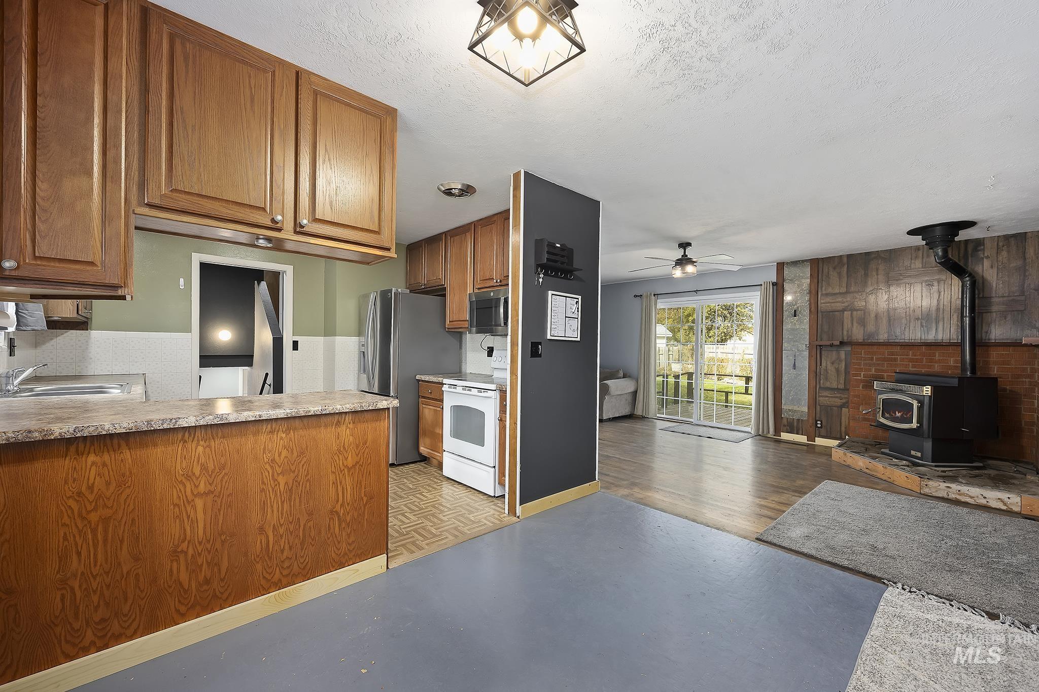 320 E 23rd Dr, Burley, Idaho 83318, 3 Bedrooms, 2 Bathrooms, Residential For Sale, Price $324,900, 98989002