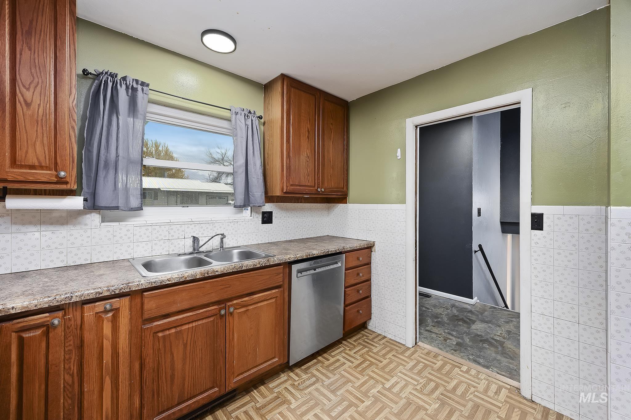 320 E 23rd Dr, Burley, Idaho 83318, 3 Bedrooms, 2 Bathrooms, Residential For Sale, Price $324,900, 98989002