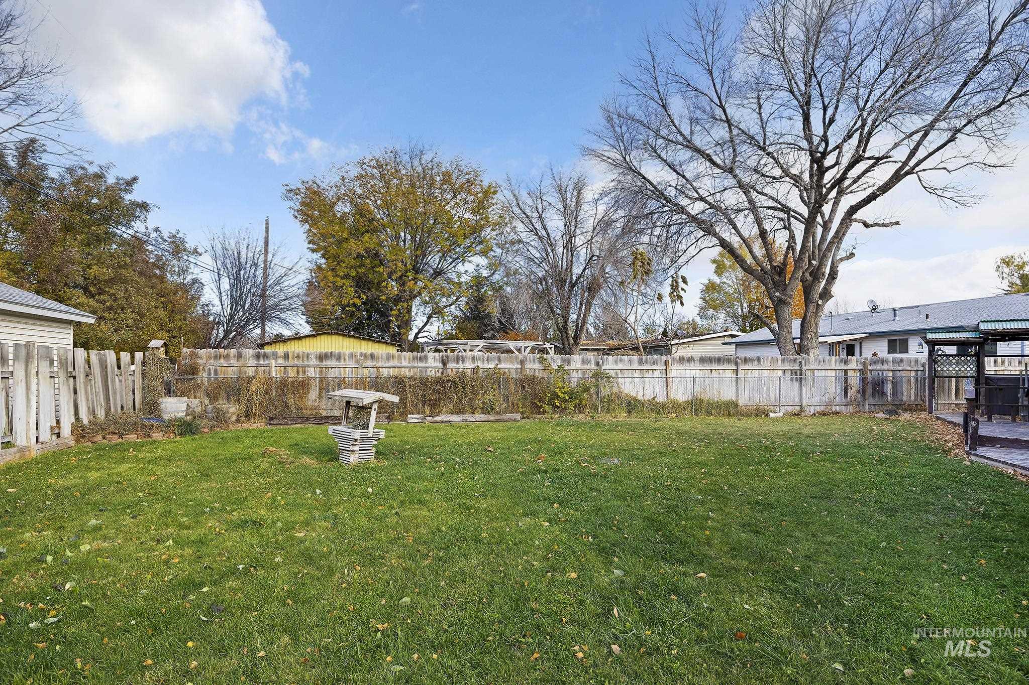 320 E 23rd Dr, Burley, Idaho 83318, 3 Bedrooms, 2 Bathrooms, Residential For Sale, Price $324,900, 98989002