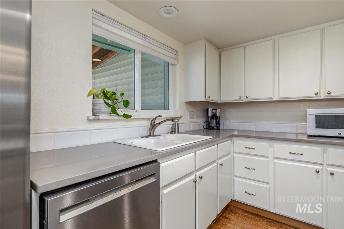 896 N 30th St, Boise, Idaho 83702, 2 Bedrooms, 2 Bathrooms, Residential For Sale, Price $529,900, 98989004
