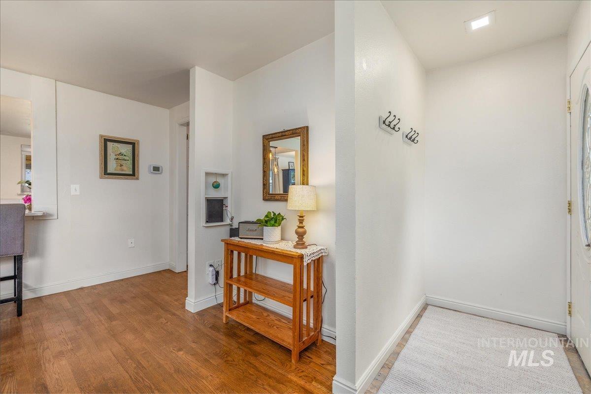896 N 30th St, Boise, Idaho 83702, 2 Bedrooms, 2 Bathrooms, Residential For Sale, Price $529,900, 98989004
