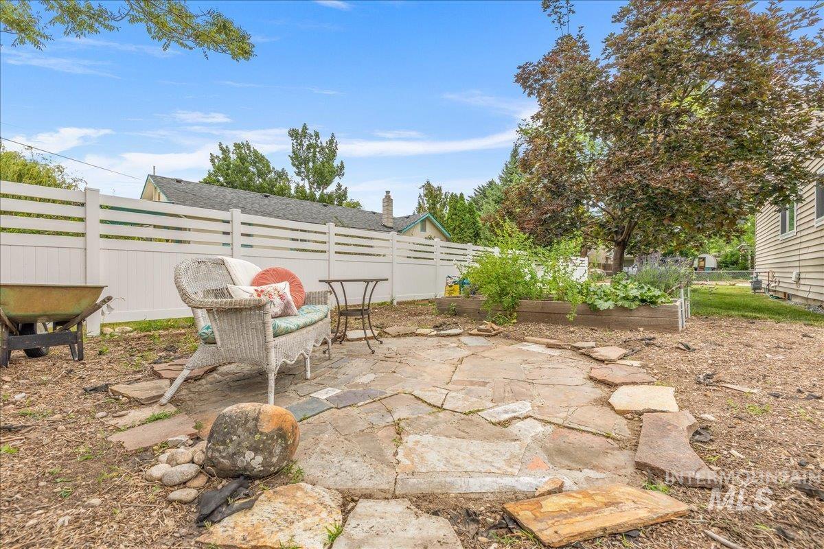 896 N 30th St, Boise, Idaho 83702, 2 Bedrooms, 2 Bathrooms, Residential For Sale, Price $529,900, 98989004