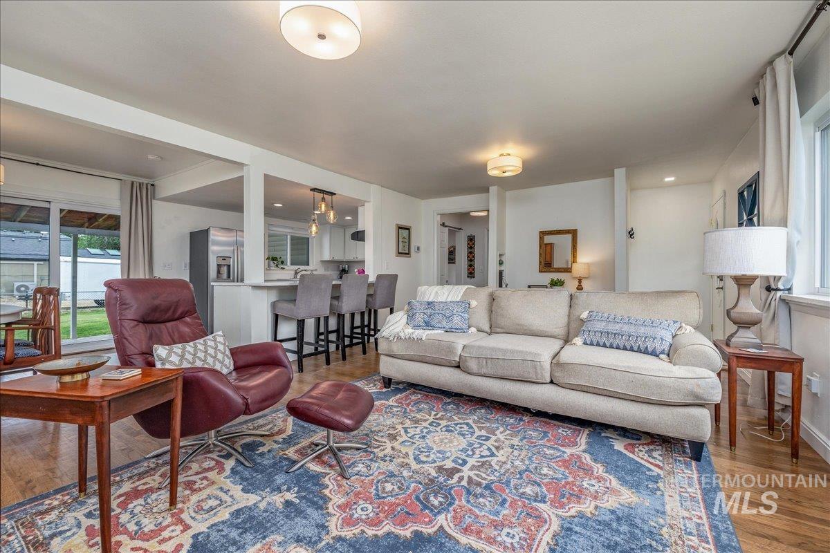 896 N 30th St, Boise, Idaho 83702, 2 Bedrooms, 2 Bathrooms, Residential For Sale, Price $529,900, 98989004