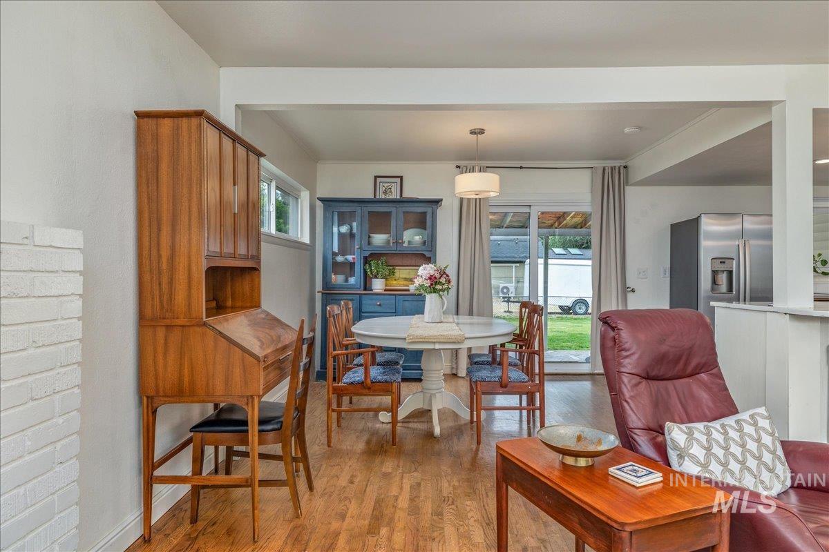 896 N 30th St, Boise, Idaho 83702, 2 Bedrooms, 2 Bathrooms, Residential For Sale, Price $529,900, 98989004