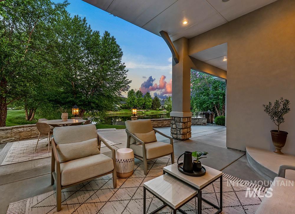 754 S Lone Hollow Way, Eagle, Idaho 83616, 4 Bedrooms, 2.5 Bathrooms, Residential For Sale, Price $1,549,900,MLS 98989006